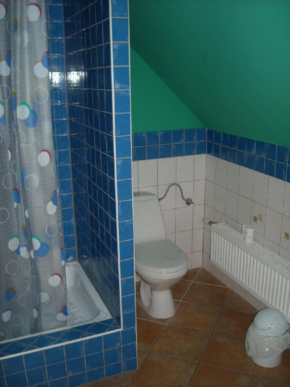 Double Or Twin Room With Shared Bathroom photo 2