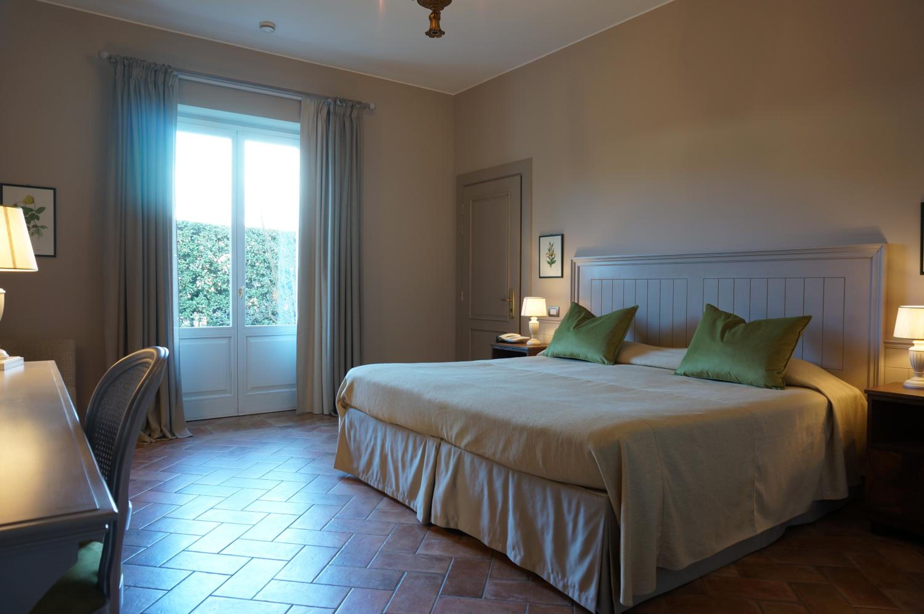 Classic Double Room - Photo 4
