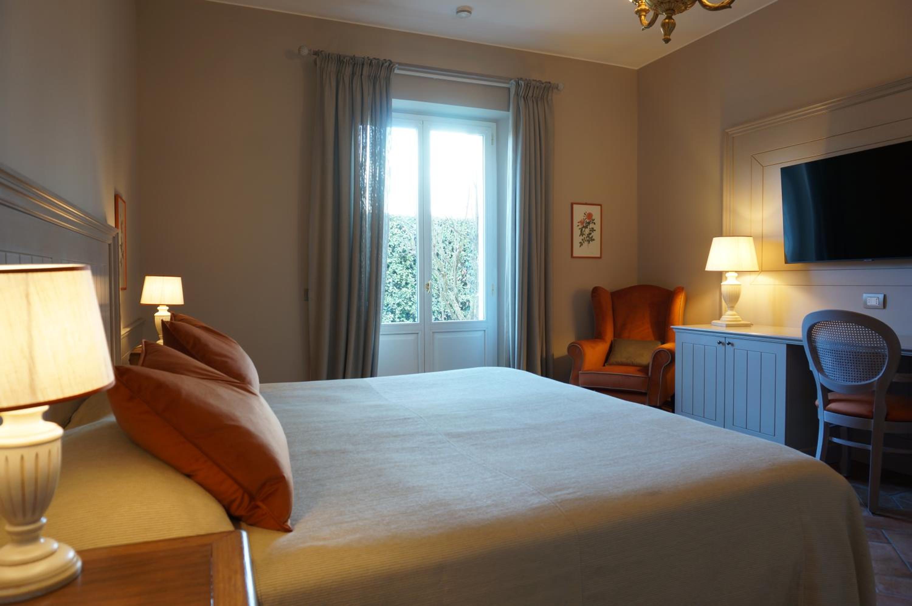 Classic Double Room - Photo 5