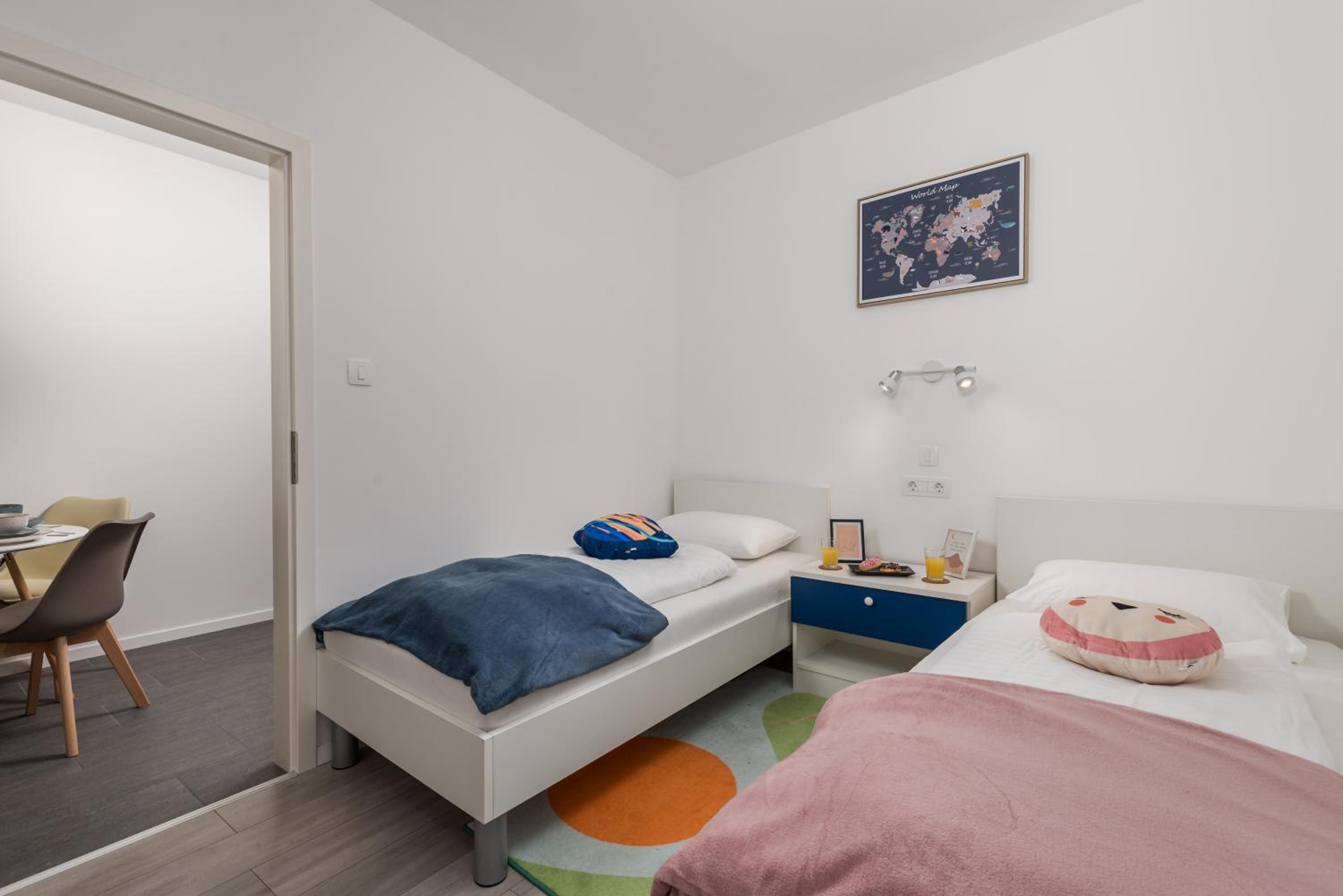 Two-Bedroom Apartment - Photo 21
