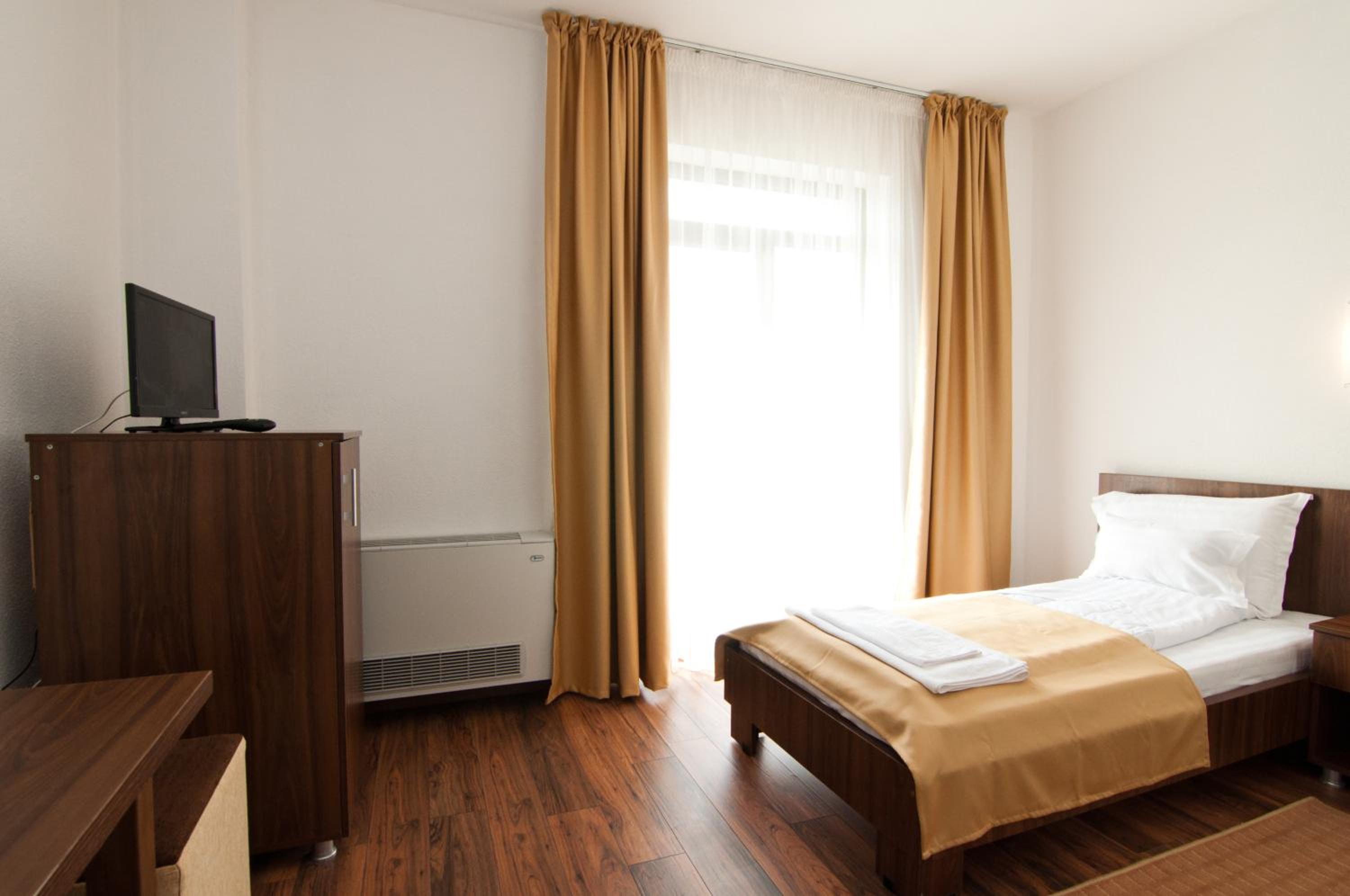 Single Room photo 2