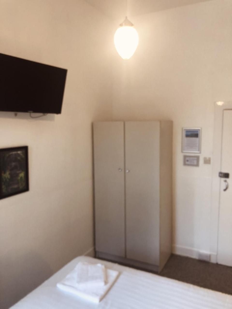 Standard Double Room photo 3