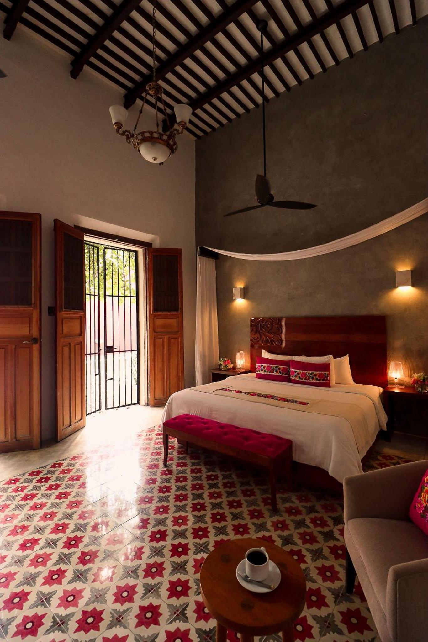 Suite with Private Pool - Photo 3