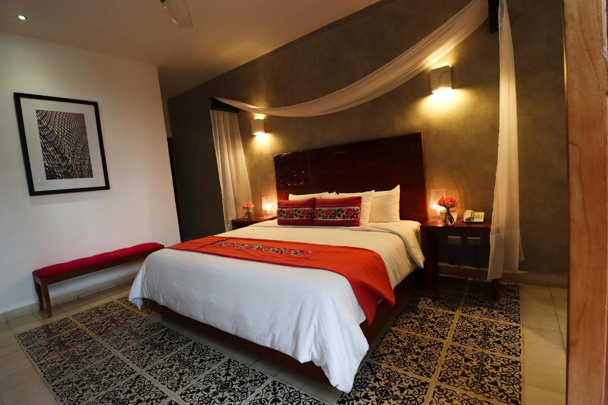 King Room with Garden View - Photo 9
