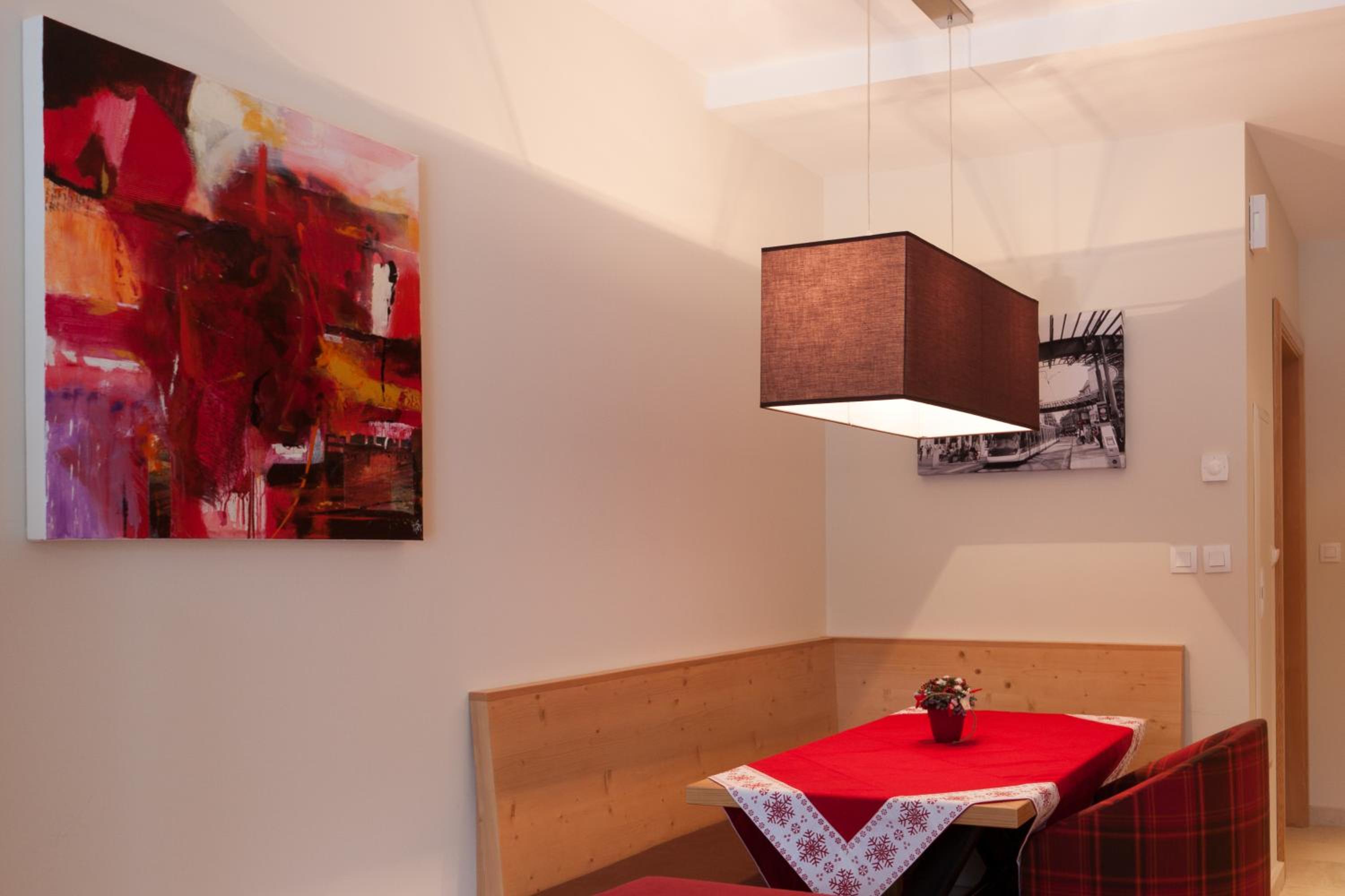 Two-Bedroom Apartment - Photo 8