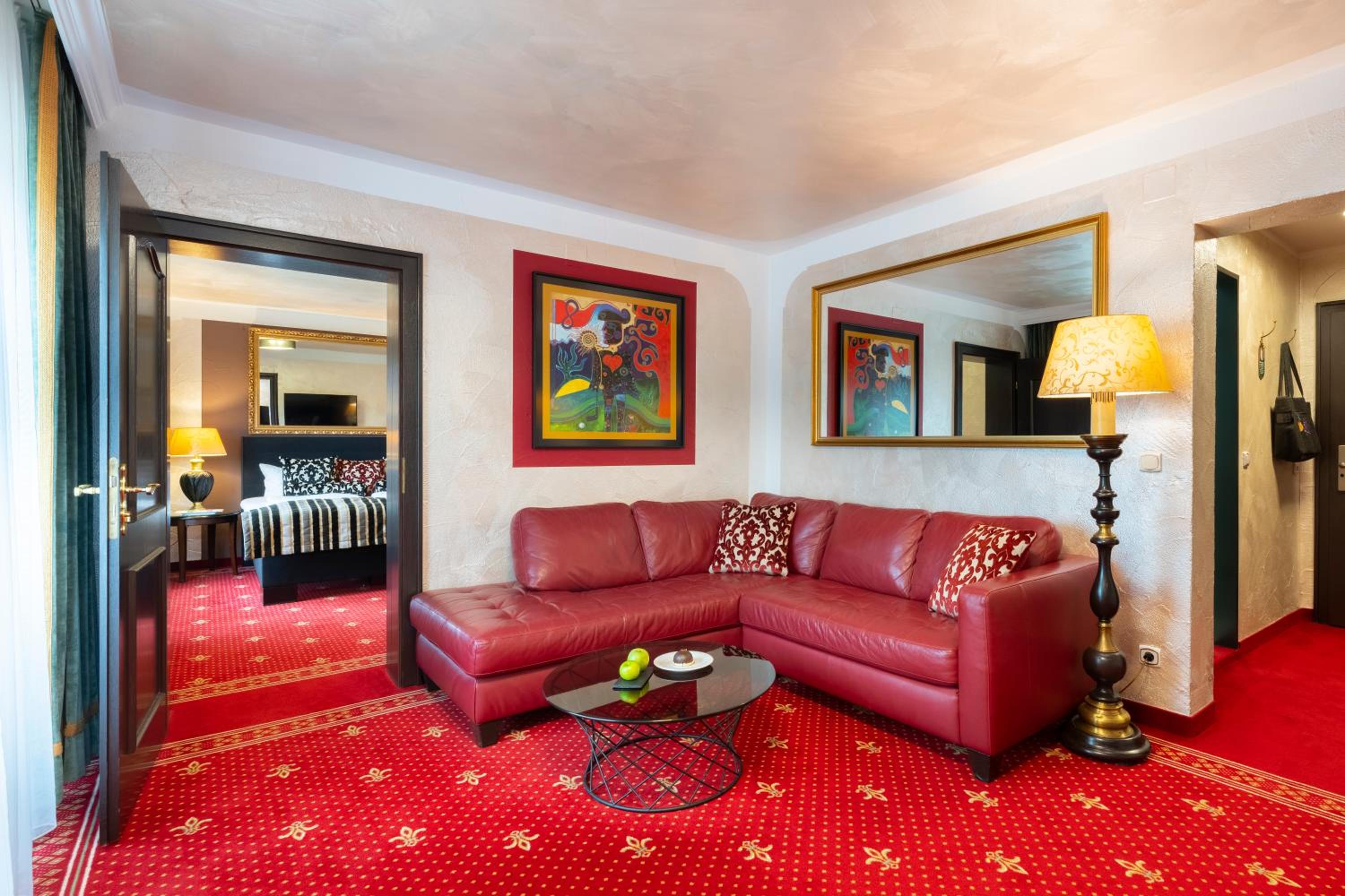 Junior Suite - Photo 1