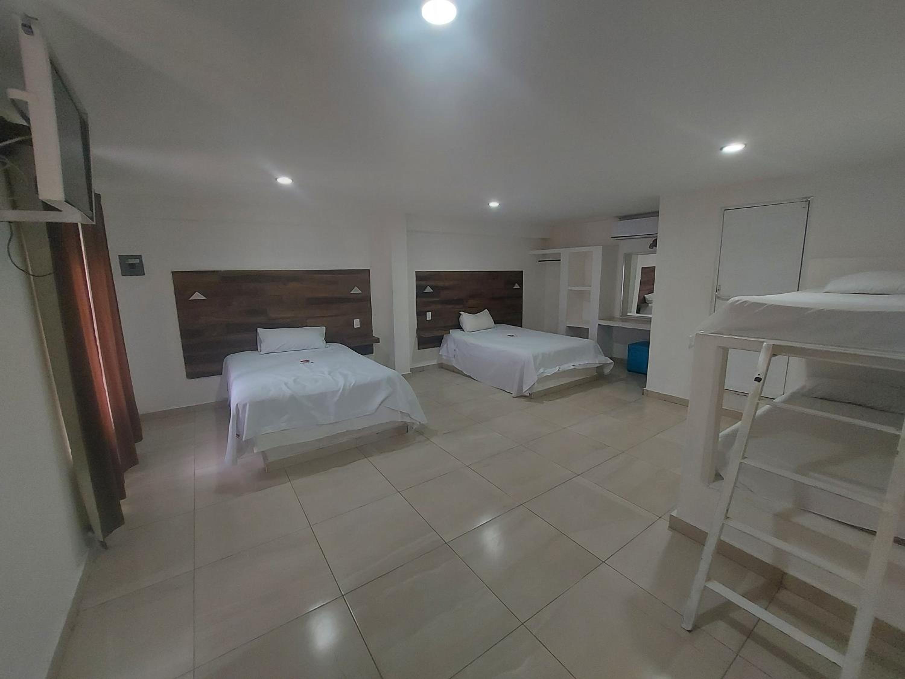 Triple Room photo 2