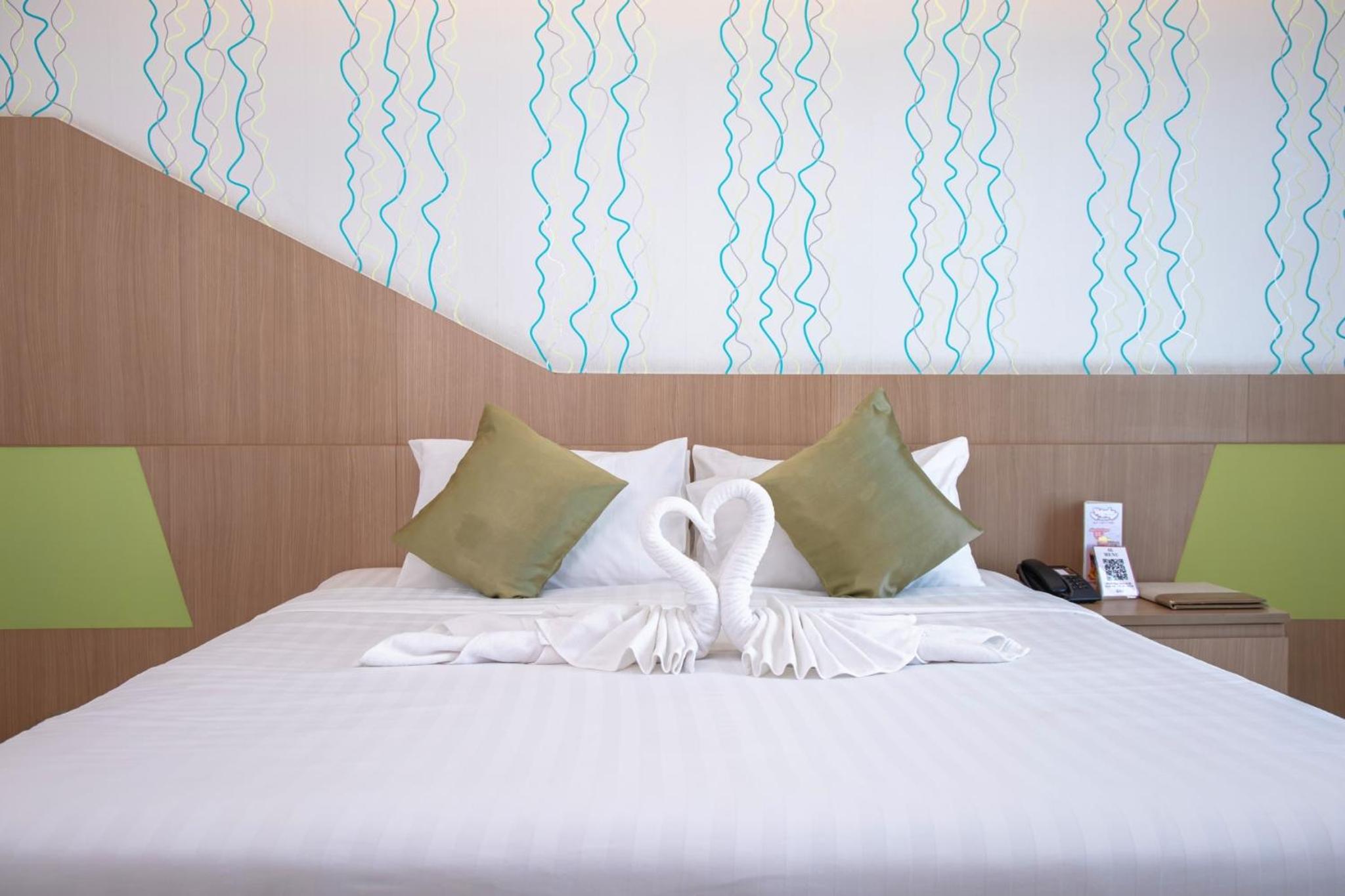 Deluxe Twin Room photo 3