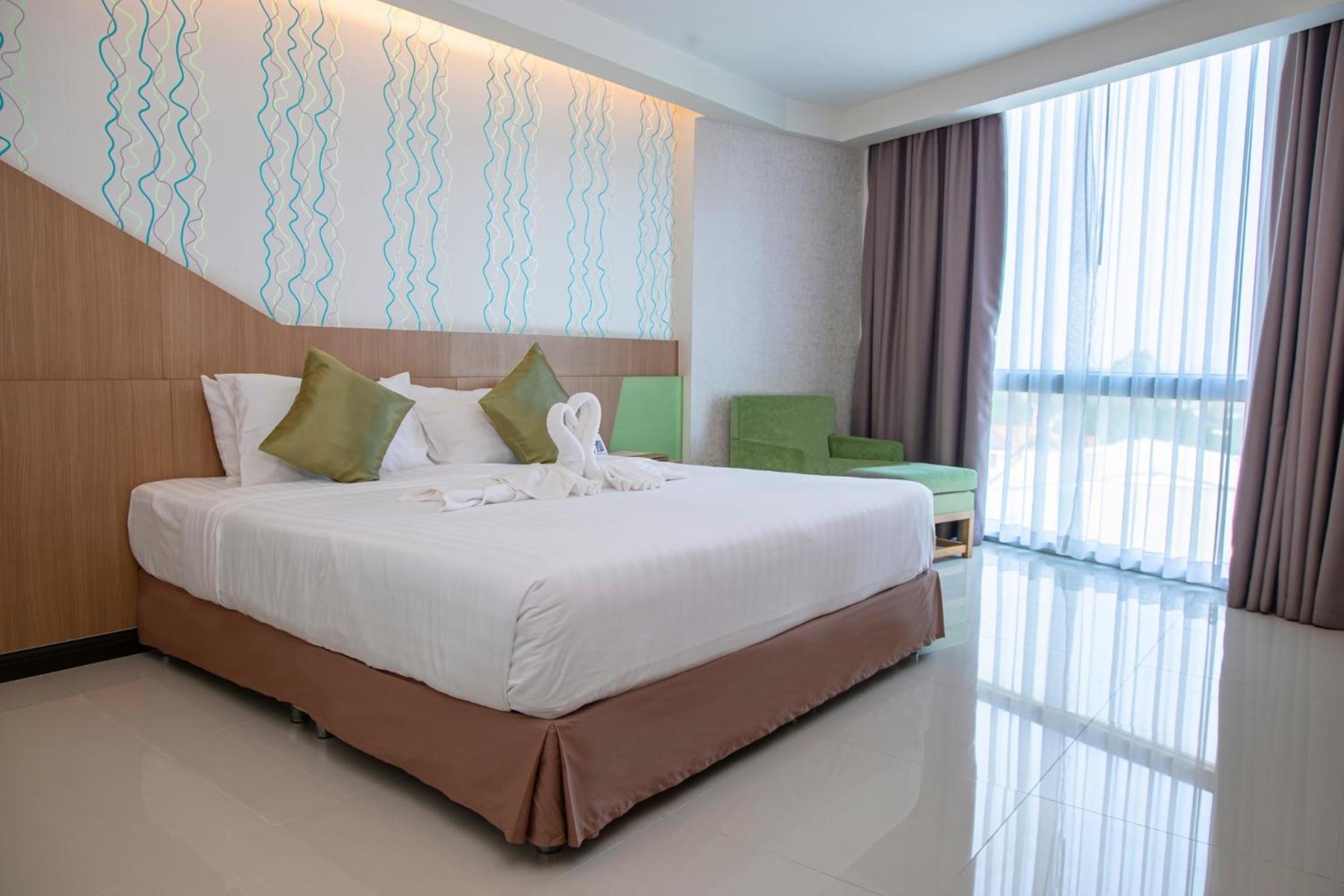 Deluxe Double Room photo 2