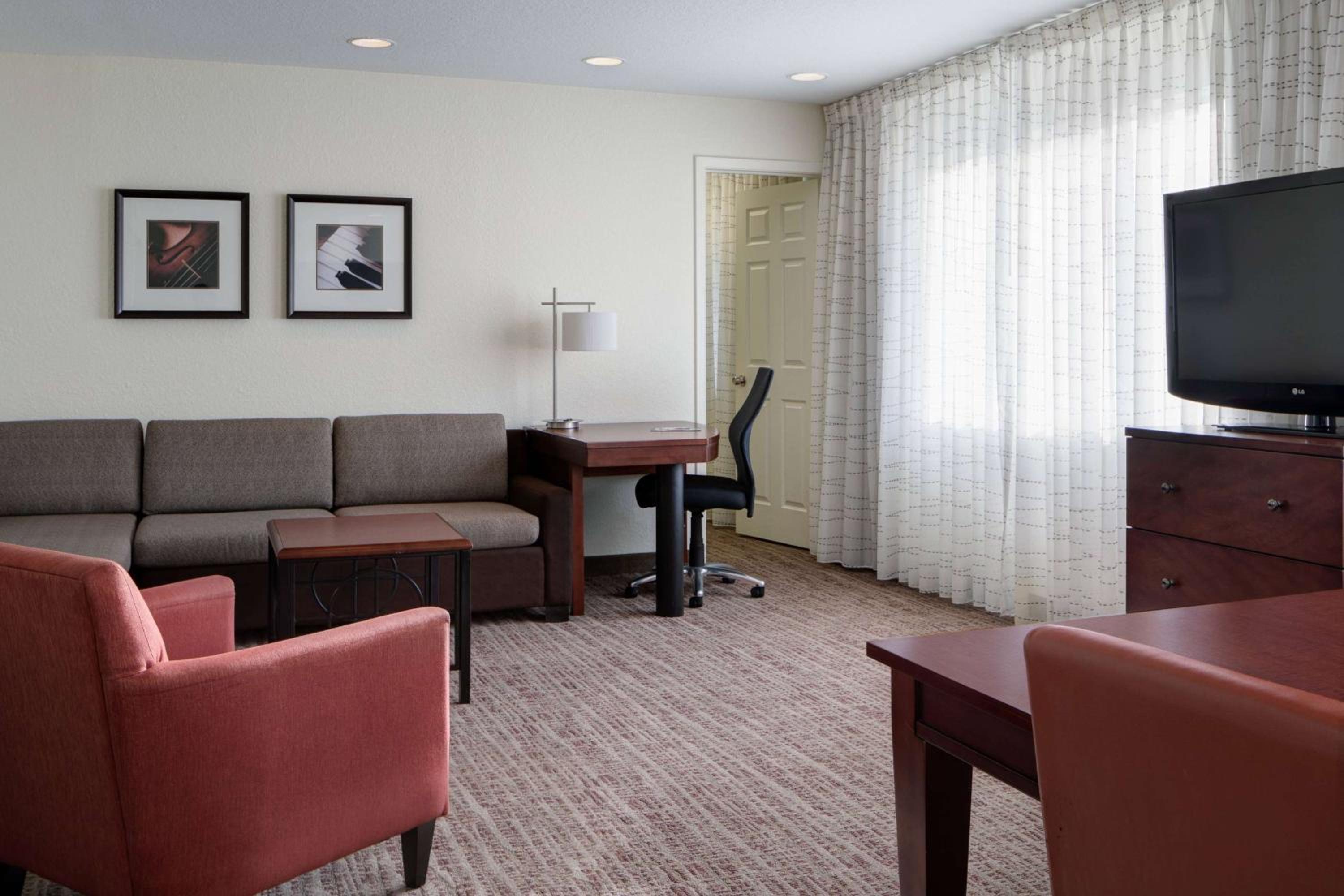 Executive One-Bedroom King Suite photo 3