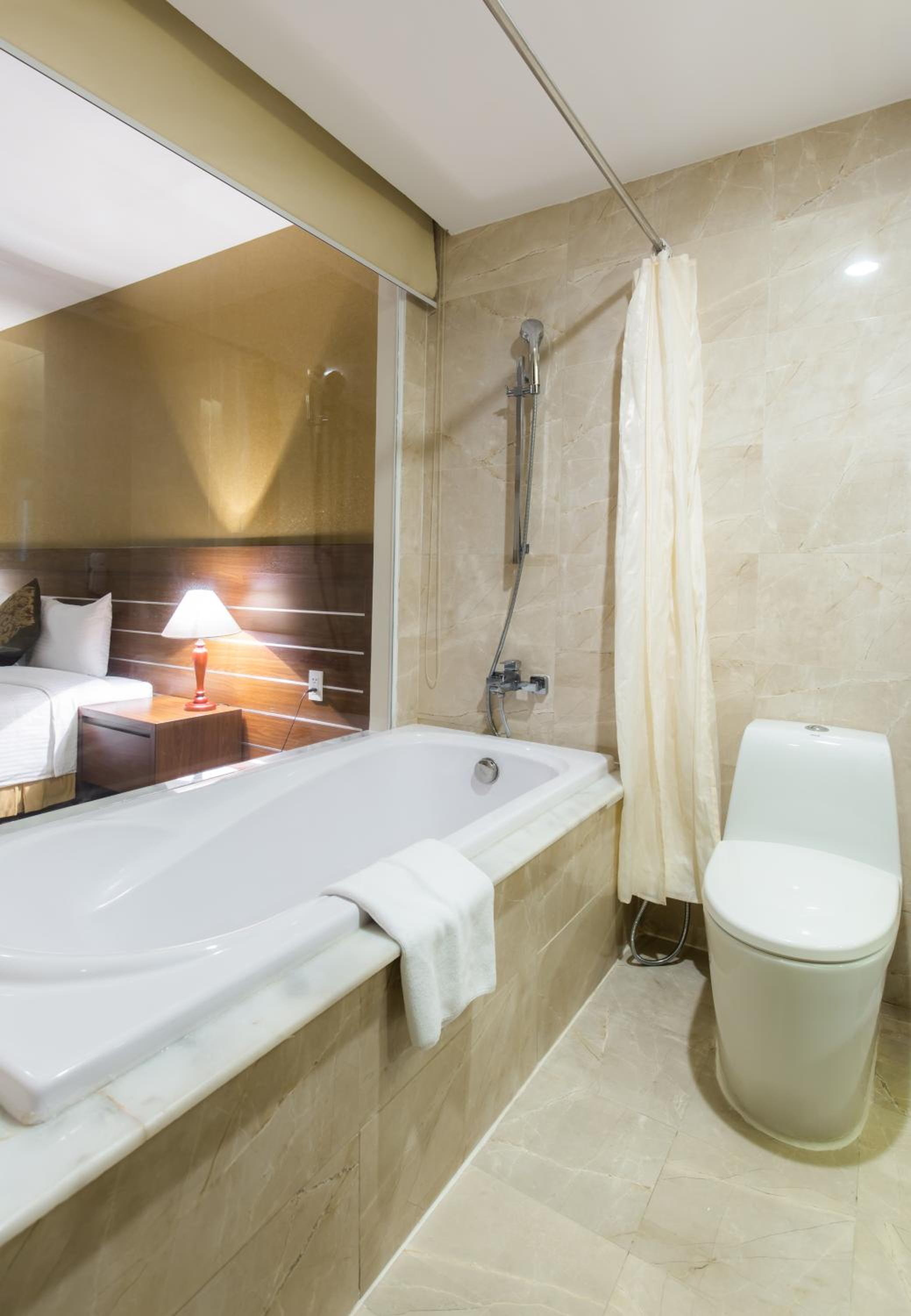 Deluxe Twin Room with Sea View photo 3