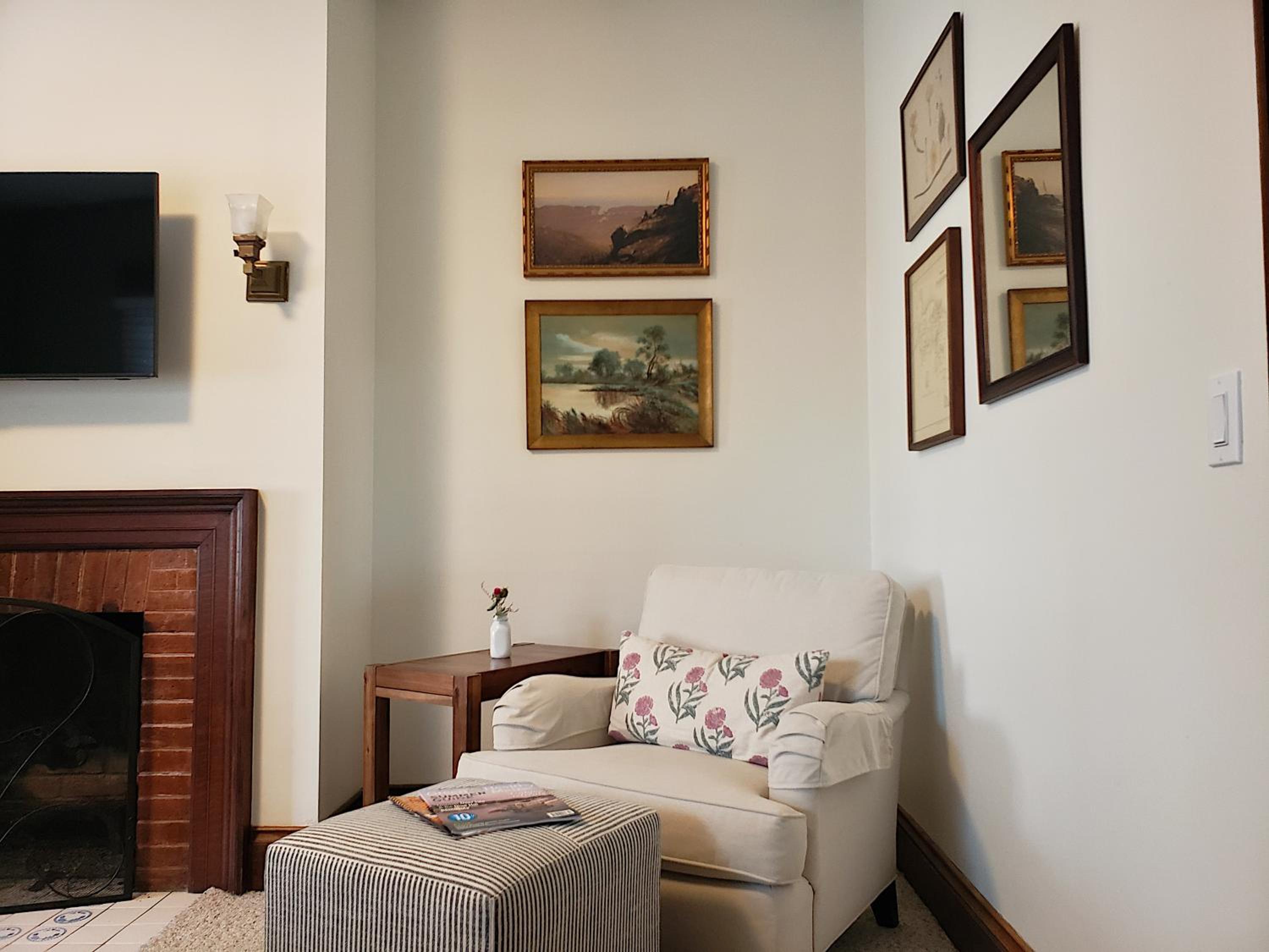 Deluxe King Room photo 3