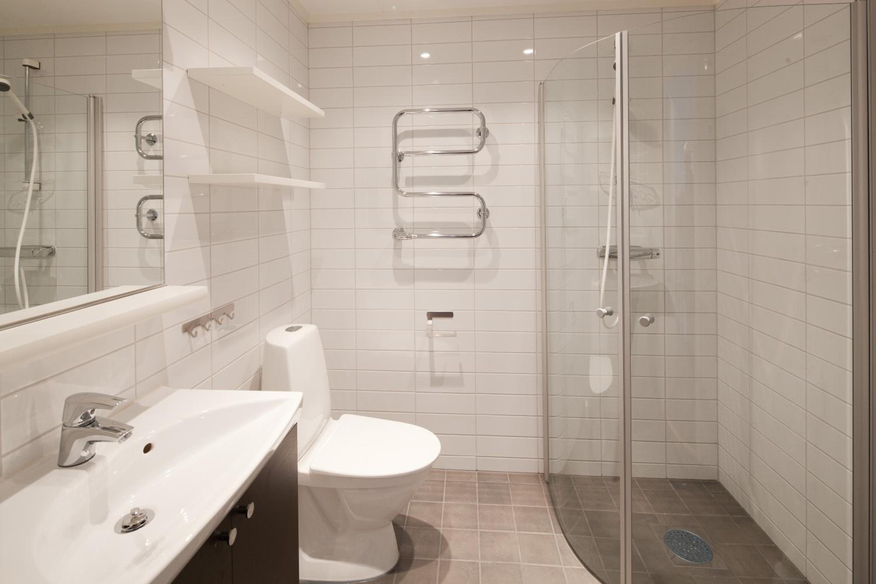 Lgh D41H - One bedroom apartment with terrace, pets allowed (4 adults)