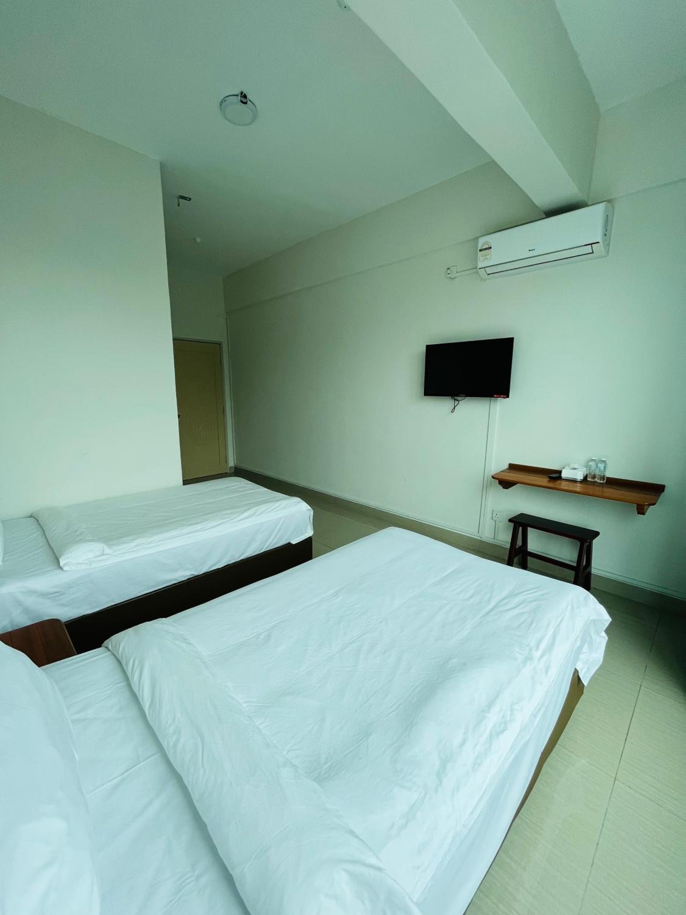 Twin Room with View