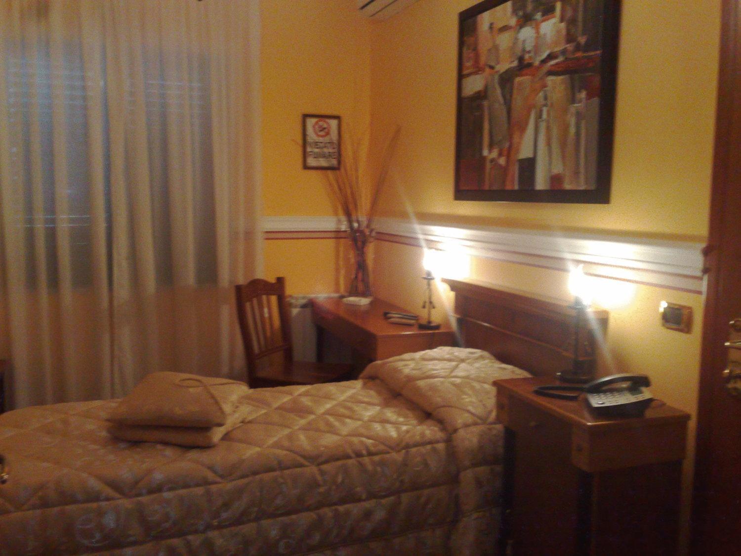 Single Room photo 1