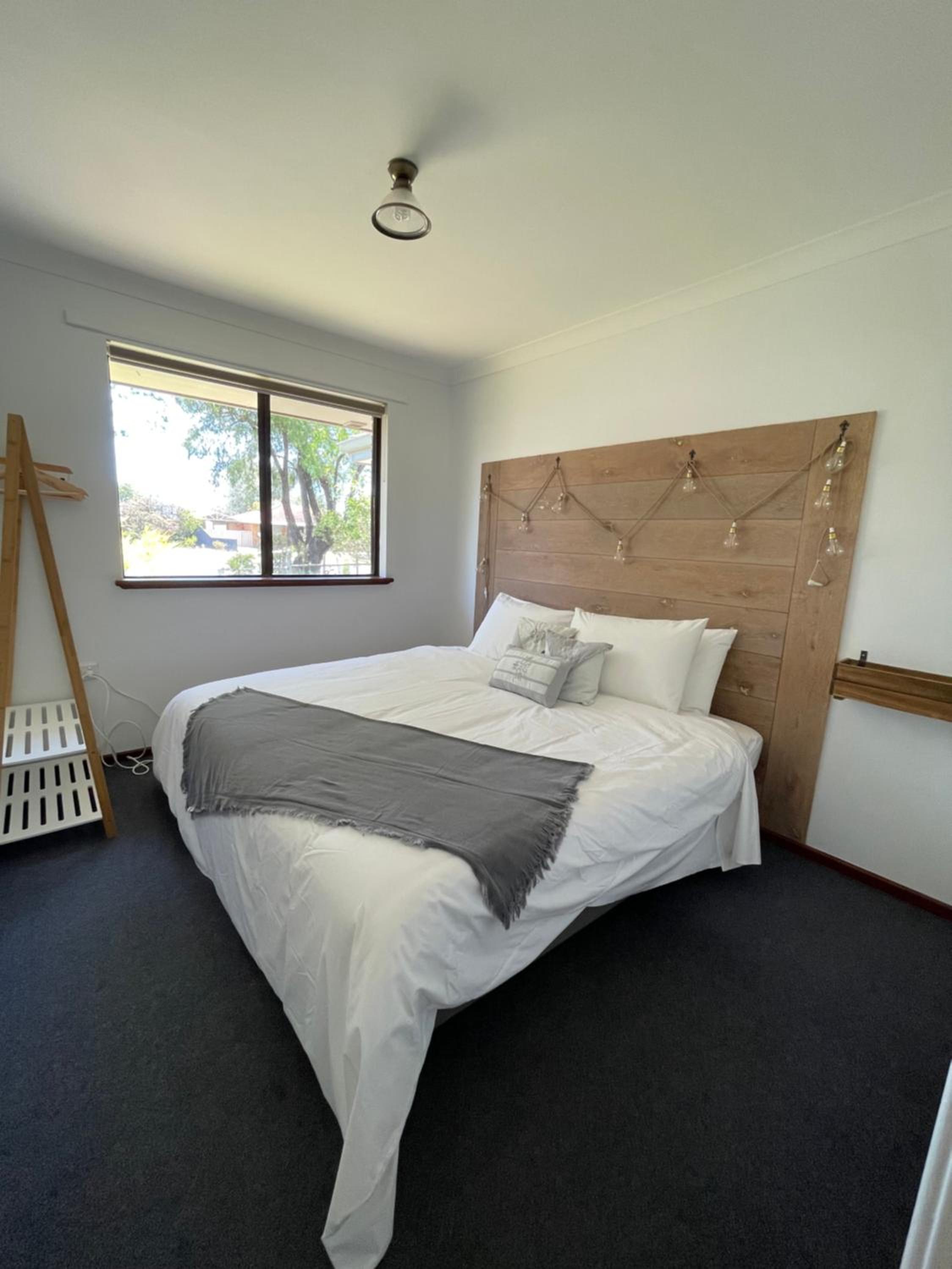 Four-Bedroom House photo 3