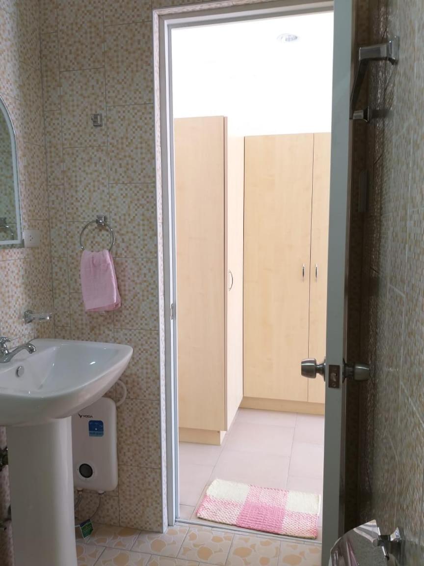 Double Room with Pool View photo 3