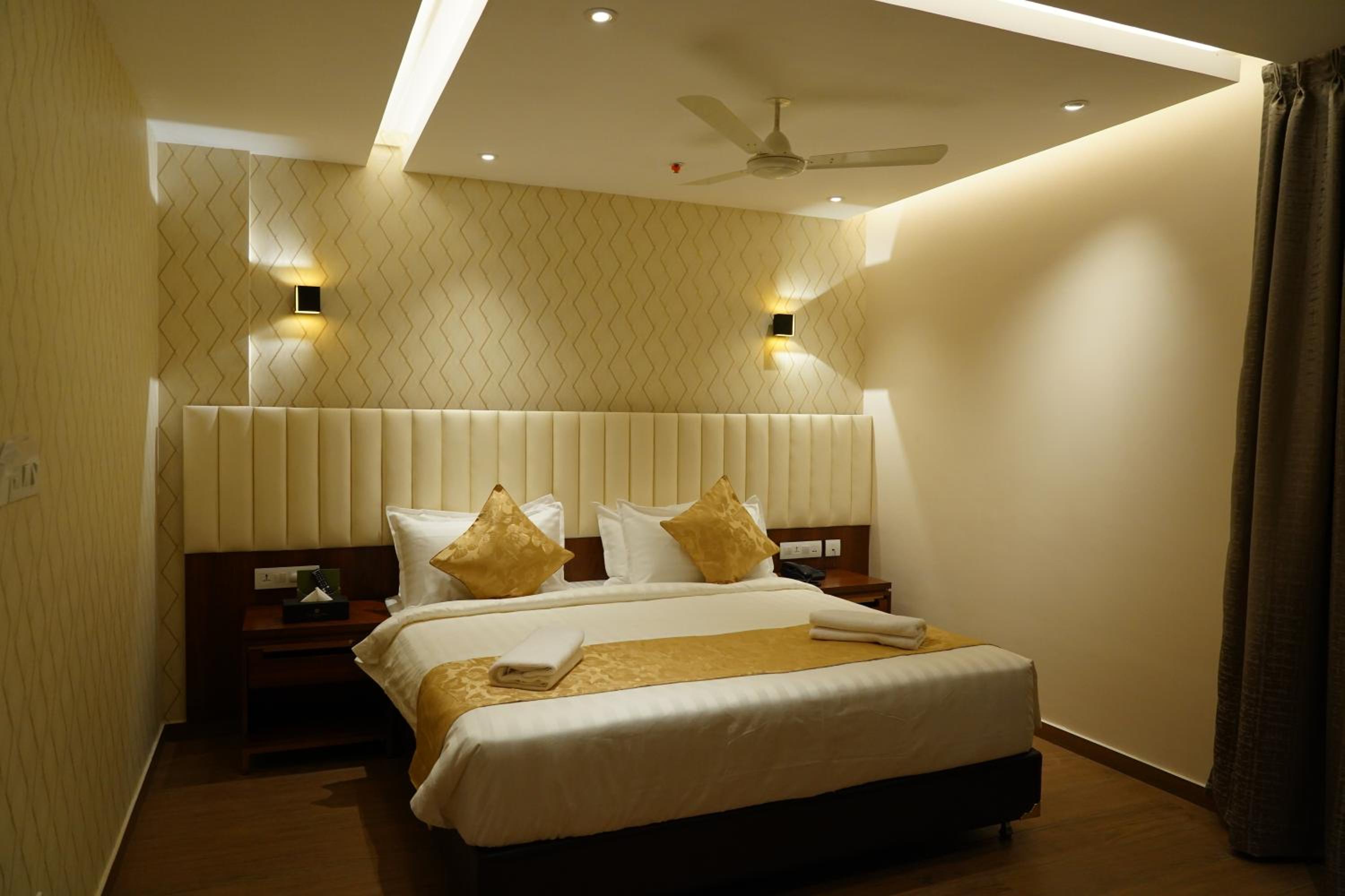 Deluxe Double Room photo 2