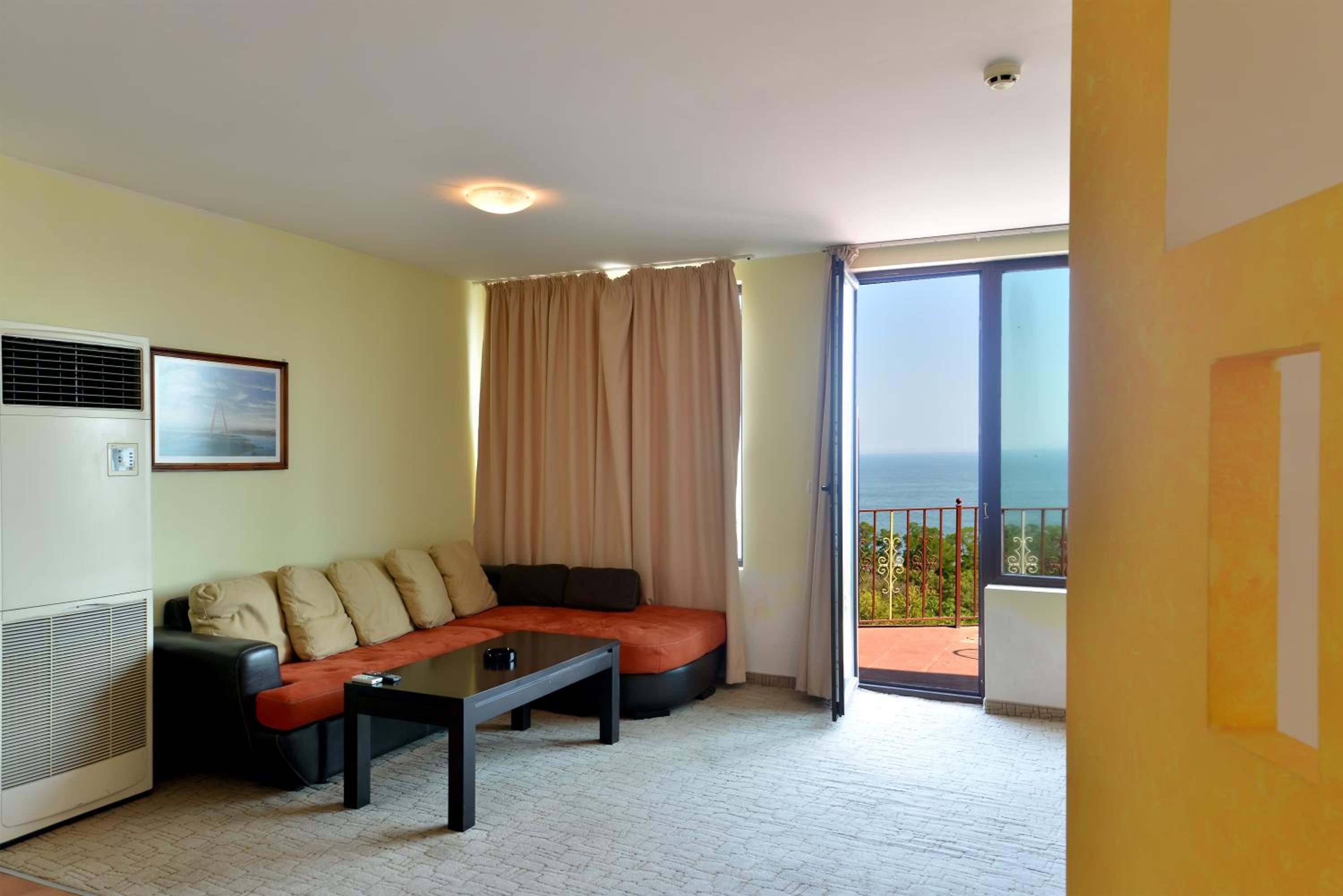 Deluxe Apartment with Balcony - Photo 1