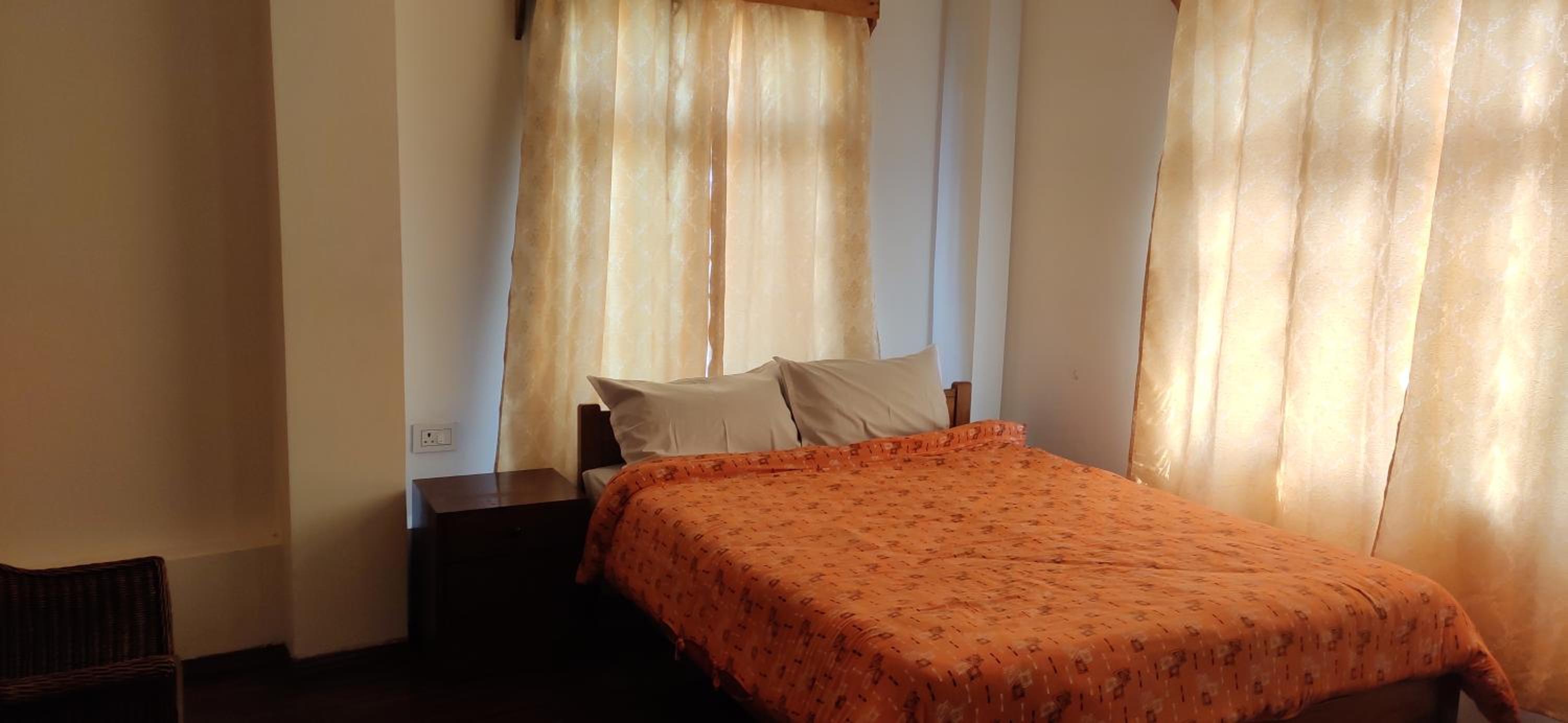 Double Room - Photo 3