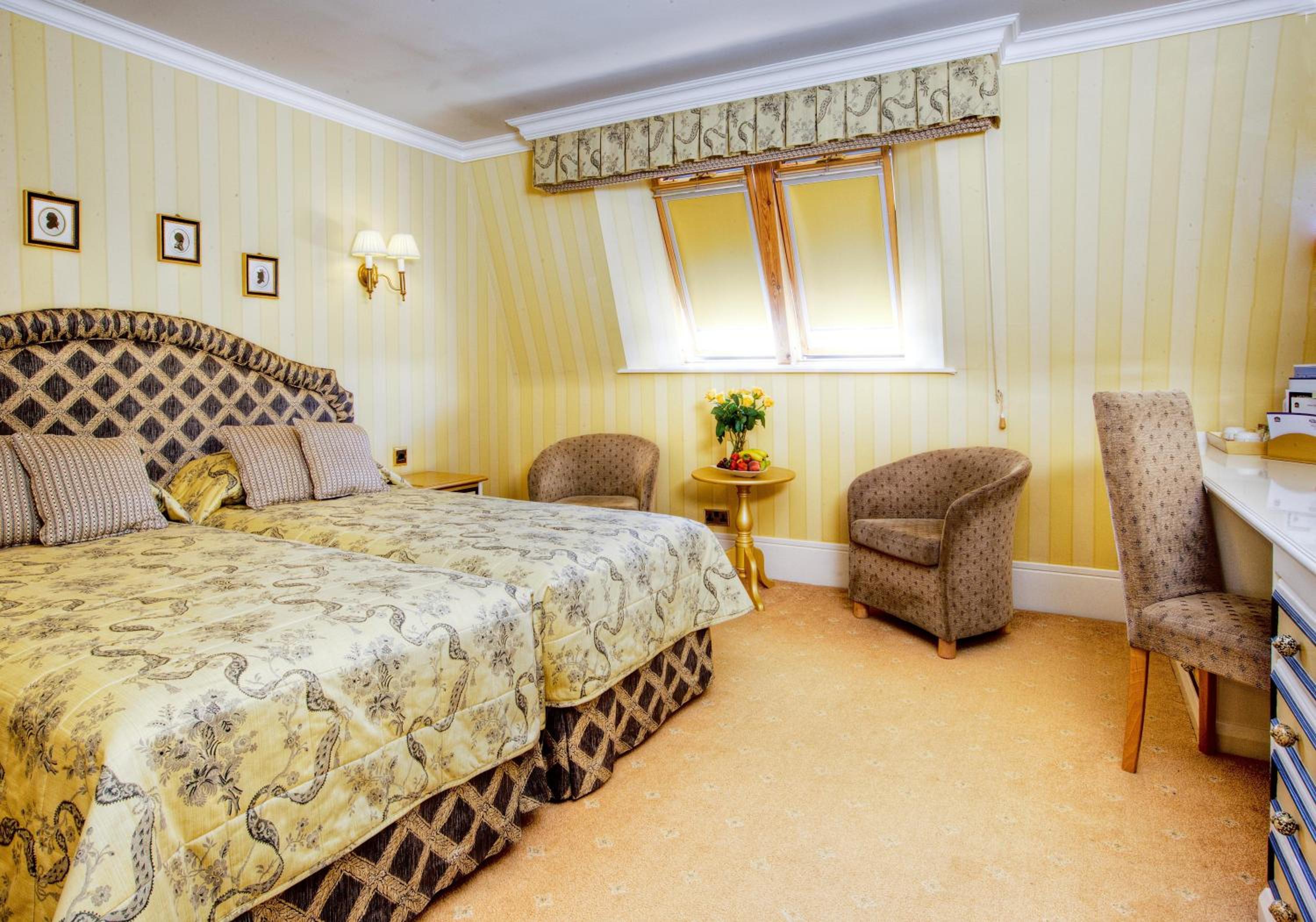 Classic Twin Room - Non-Smoking - Photo 3