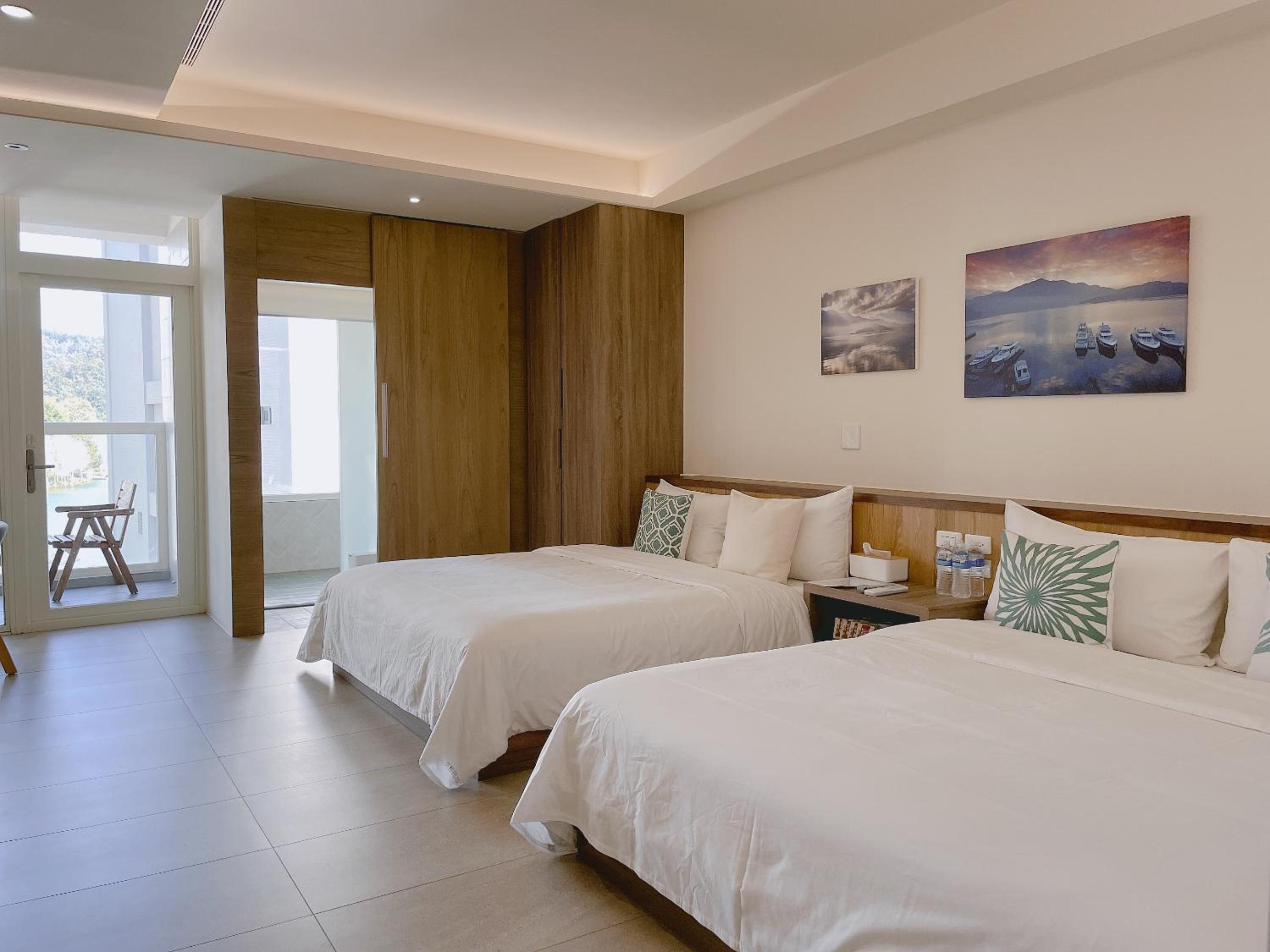 Standard Quadruple Room - Photo 1