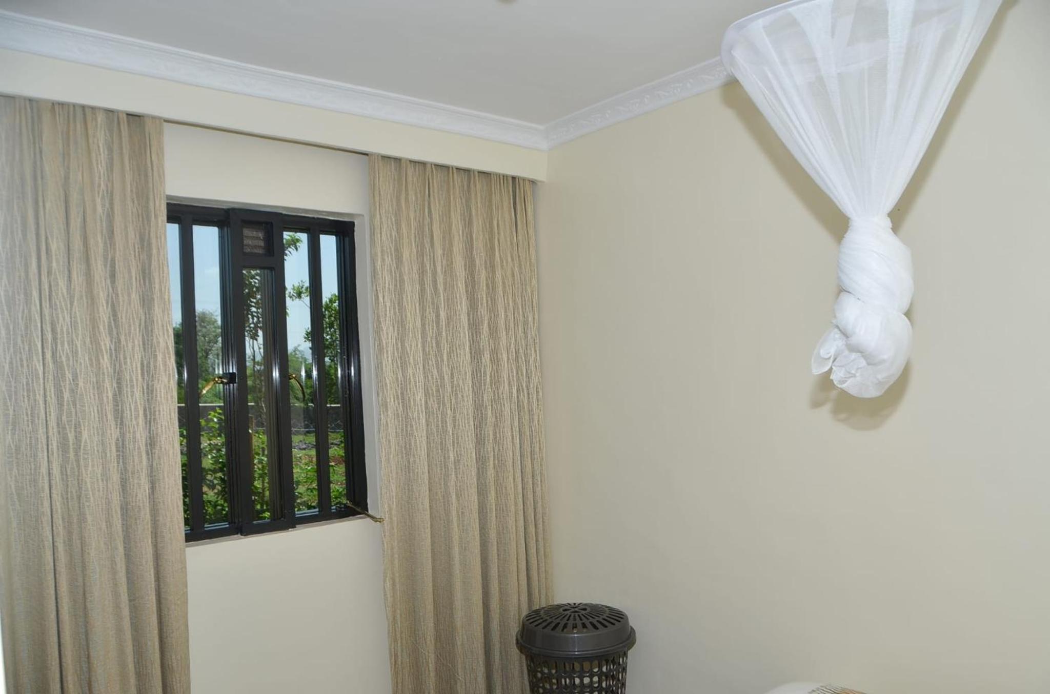 Two-Bedroom Apartment - Photo 7