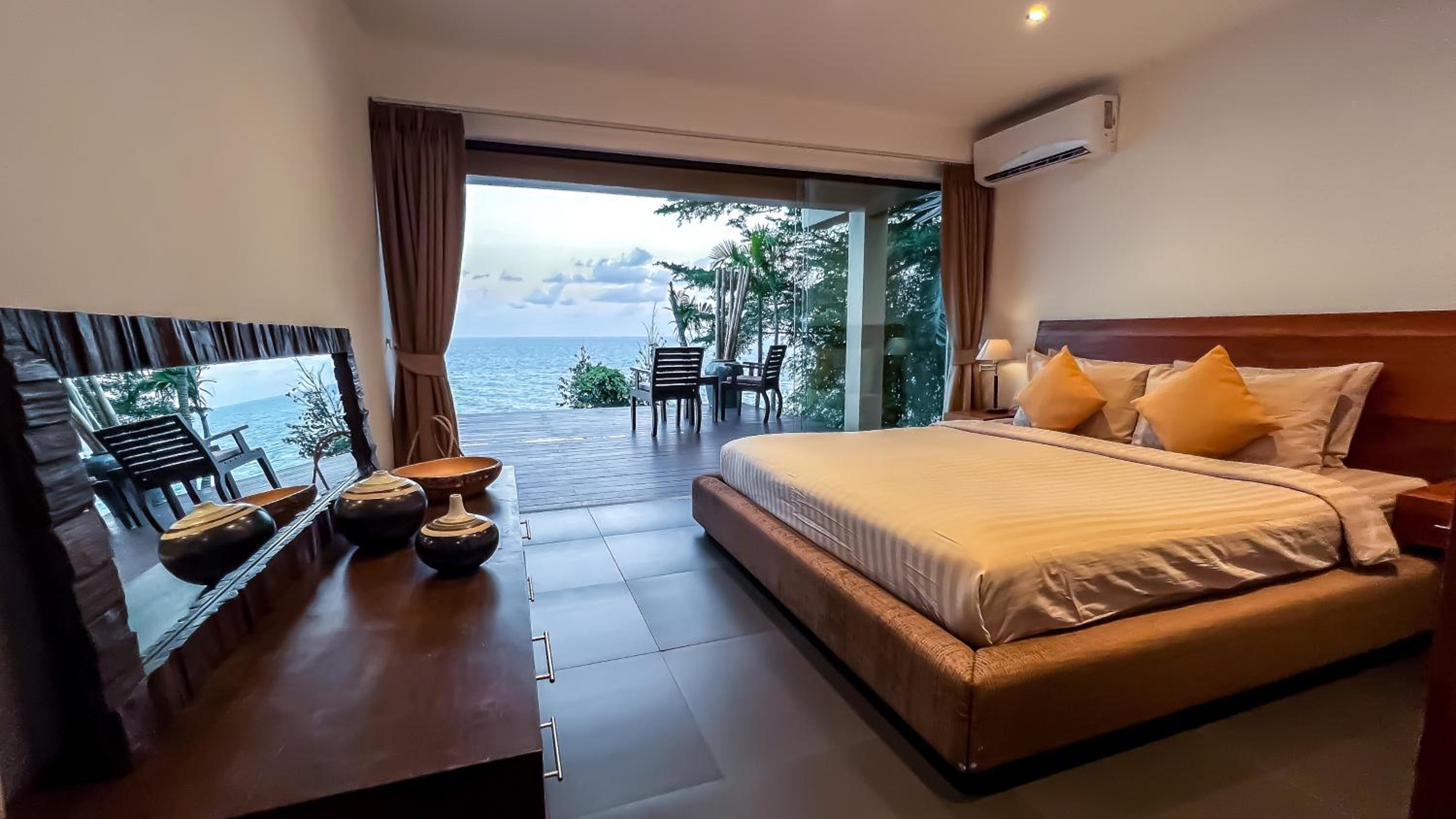 Villa com Piscina Privada