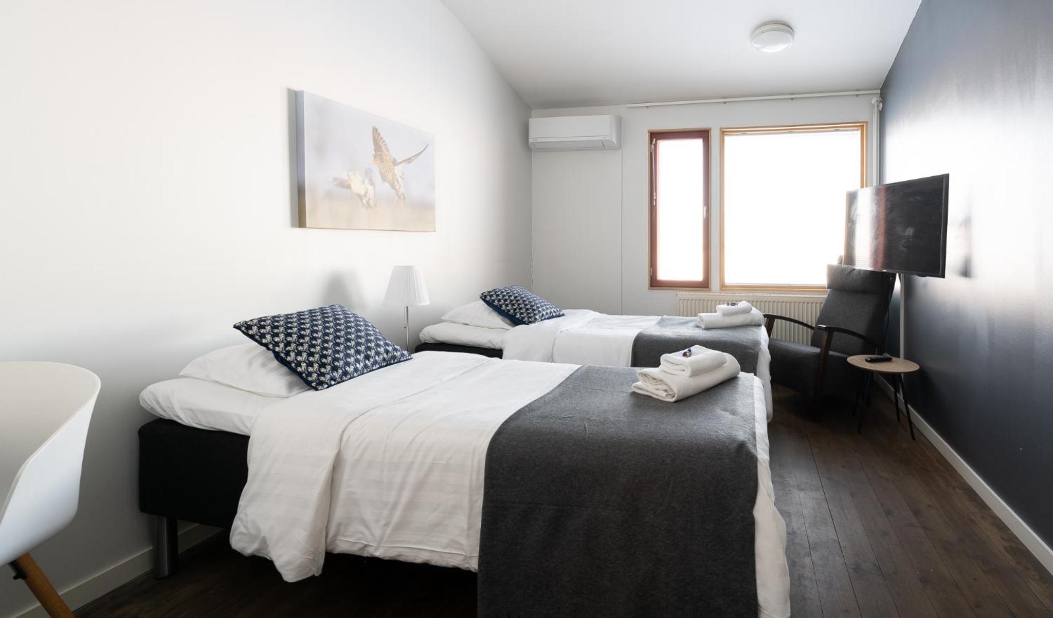 Twin Room with Private Bathroom photo 1