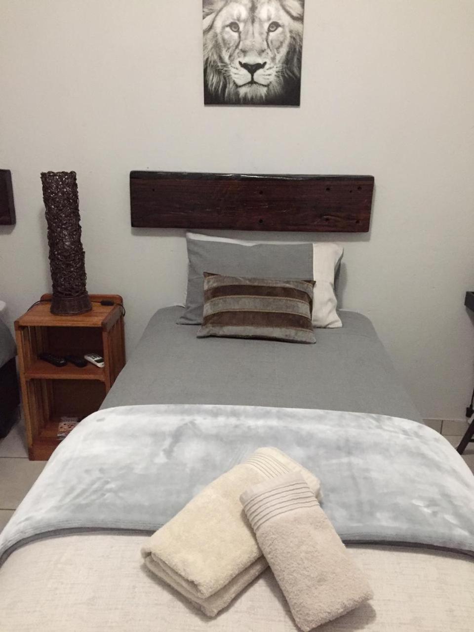 Standard Twin Room photo 1