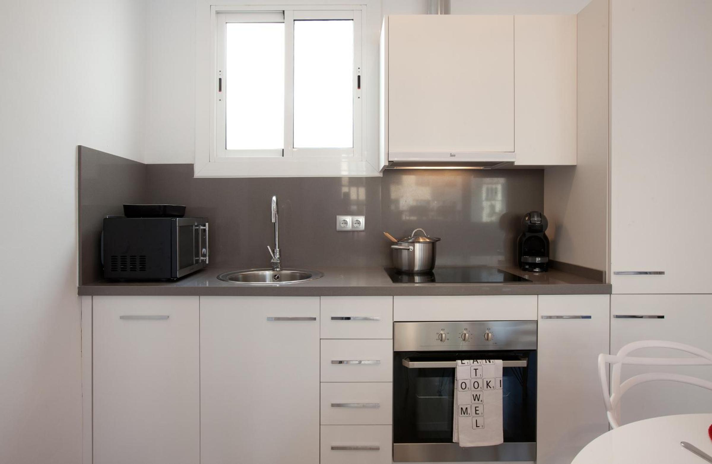 Apartment photo 2