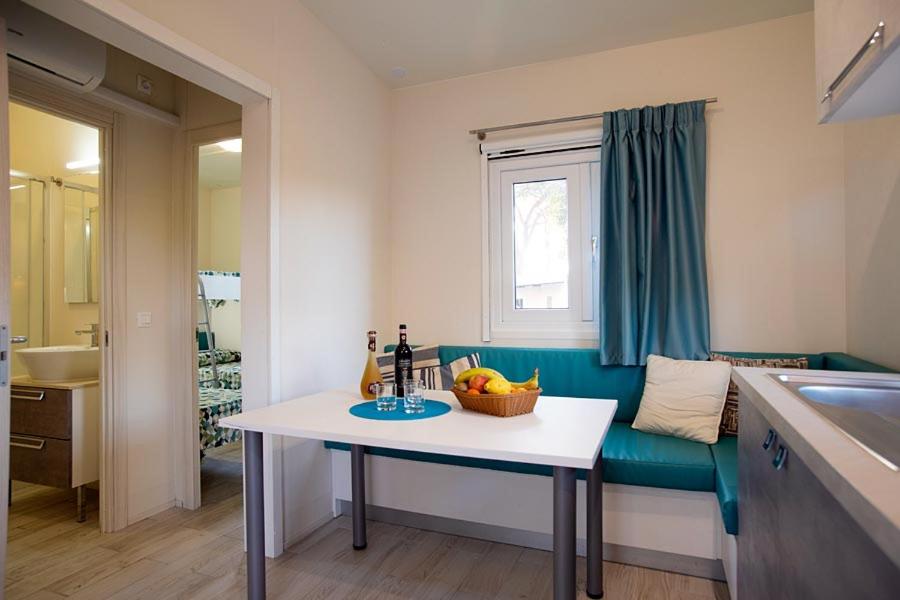 Mobile Home Living - Photo 8