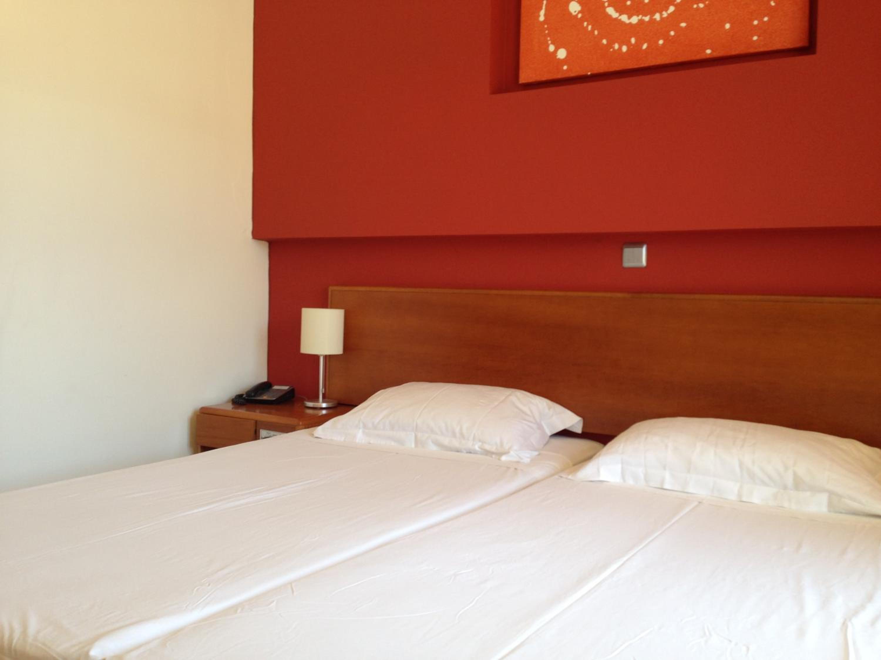 Standard Double Room with Mountain or Garden View photo 3