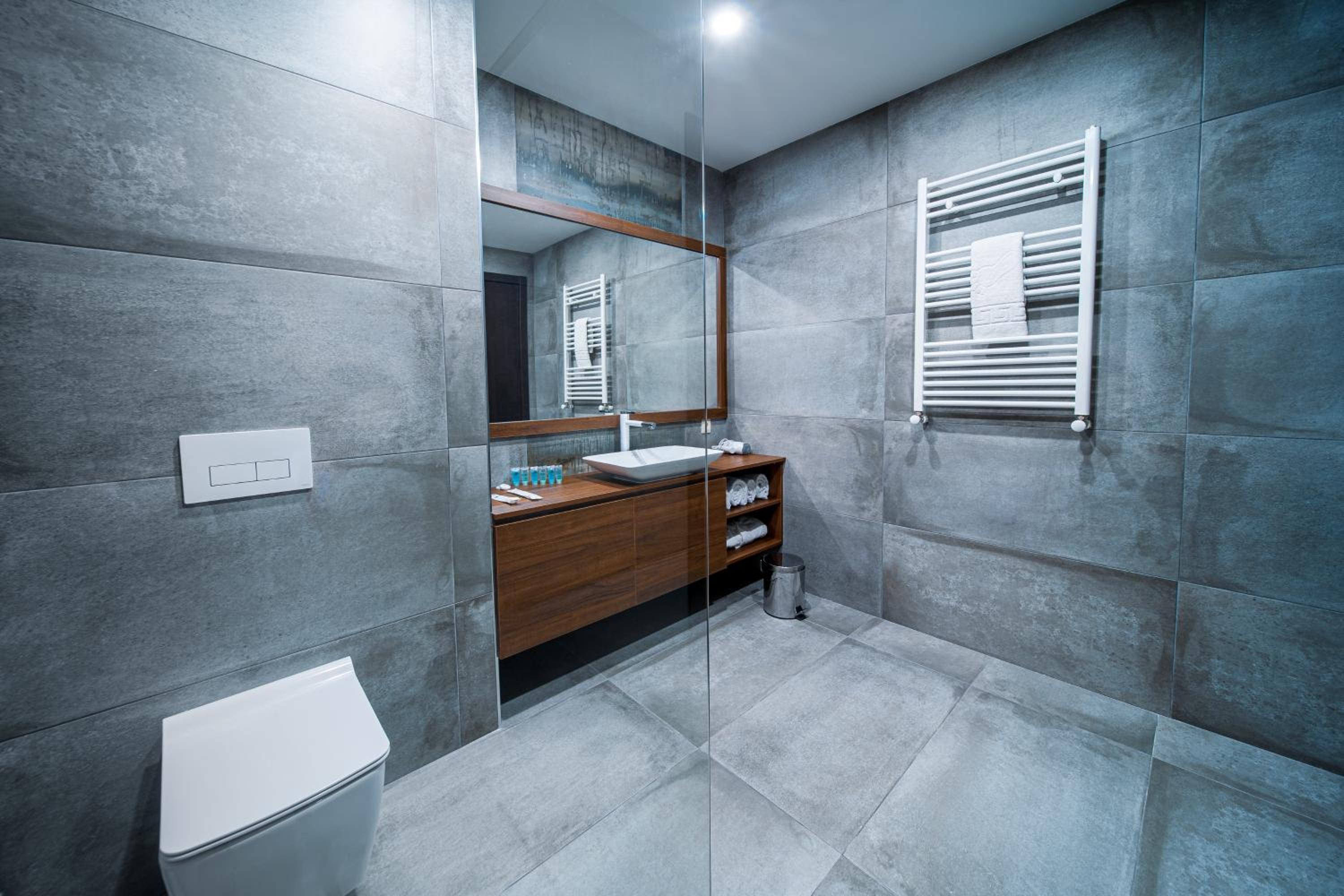 Budget Double Room - Photo 4
