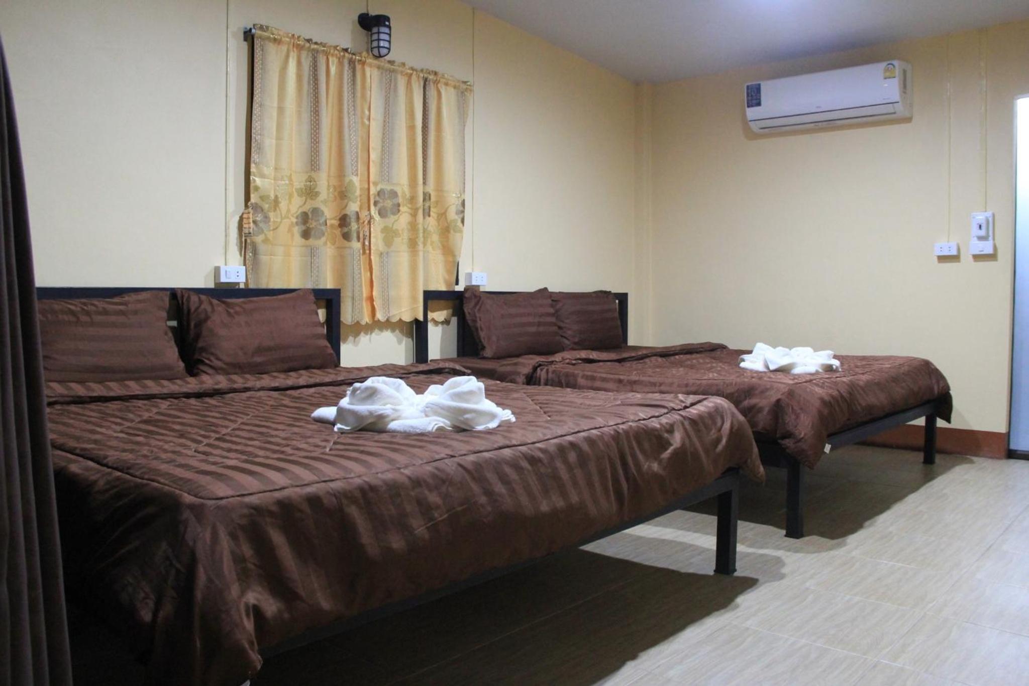 Double Or Twin Room With Private Bathroom photo 1