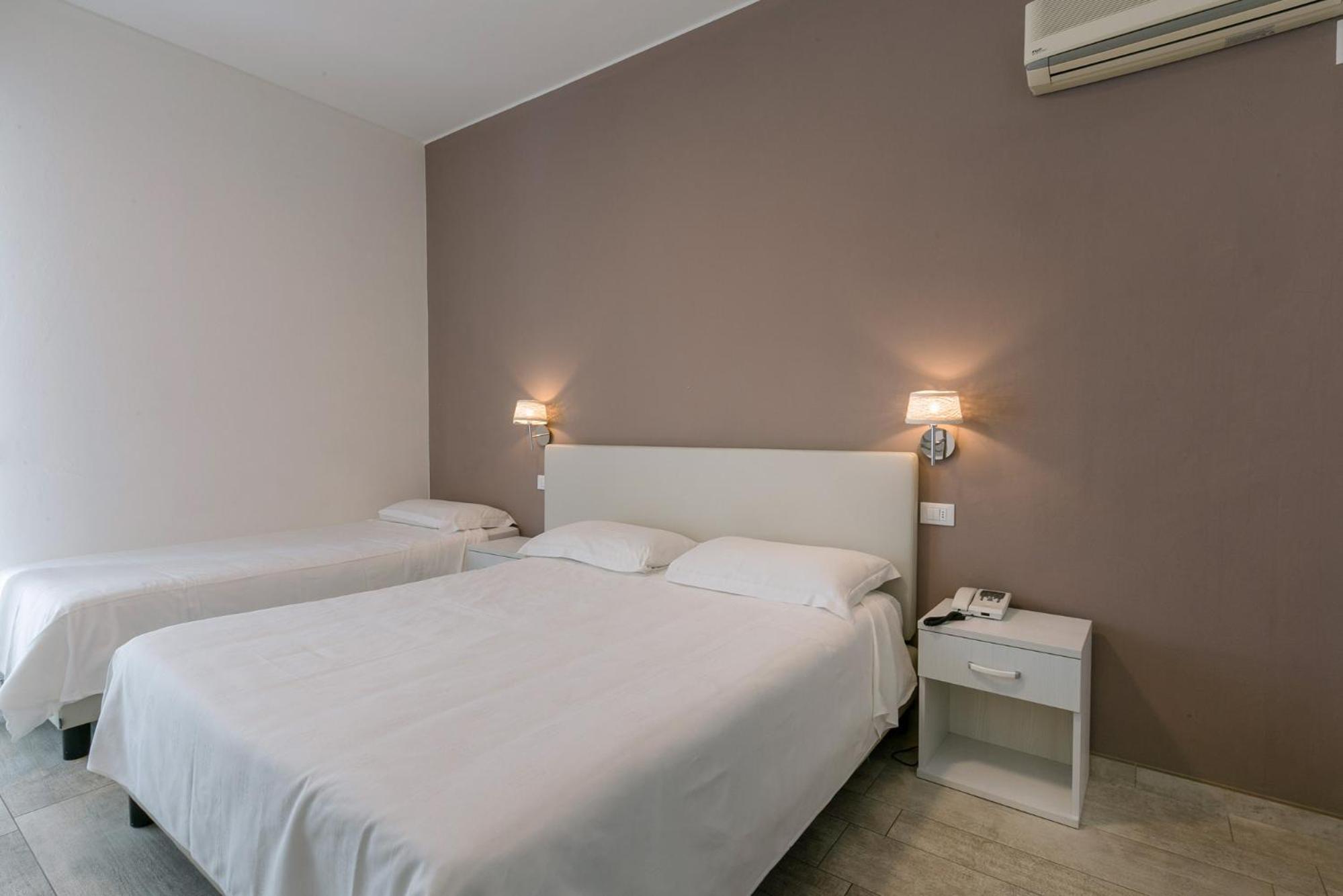 Chambre Triple Standard avec Balcon