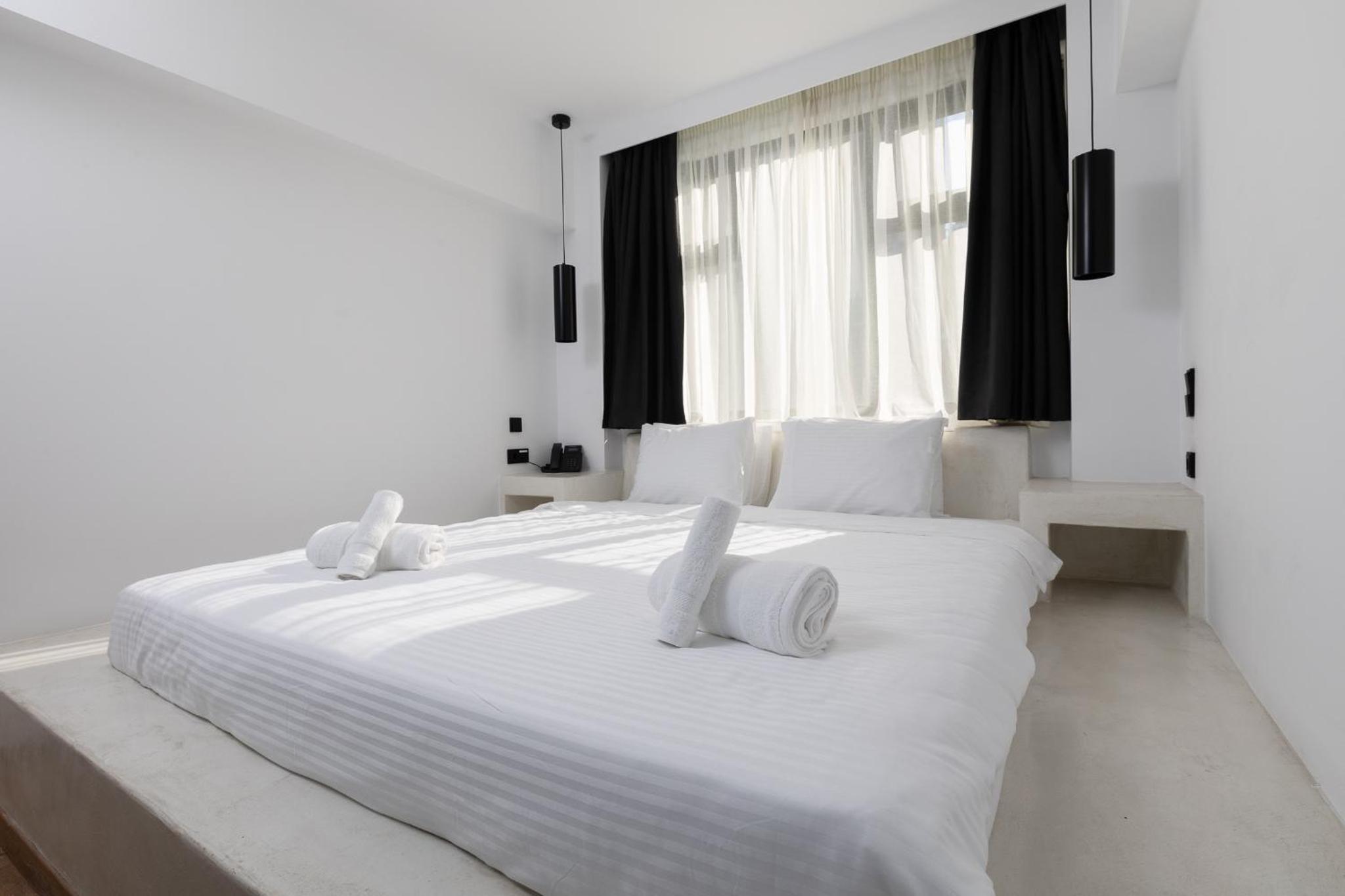 Standard Double Room photo 3