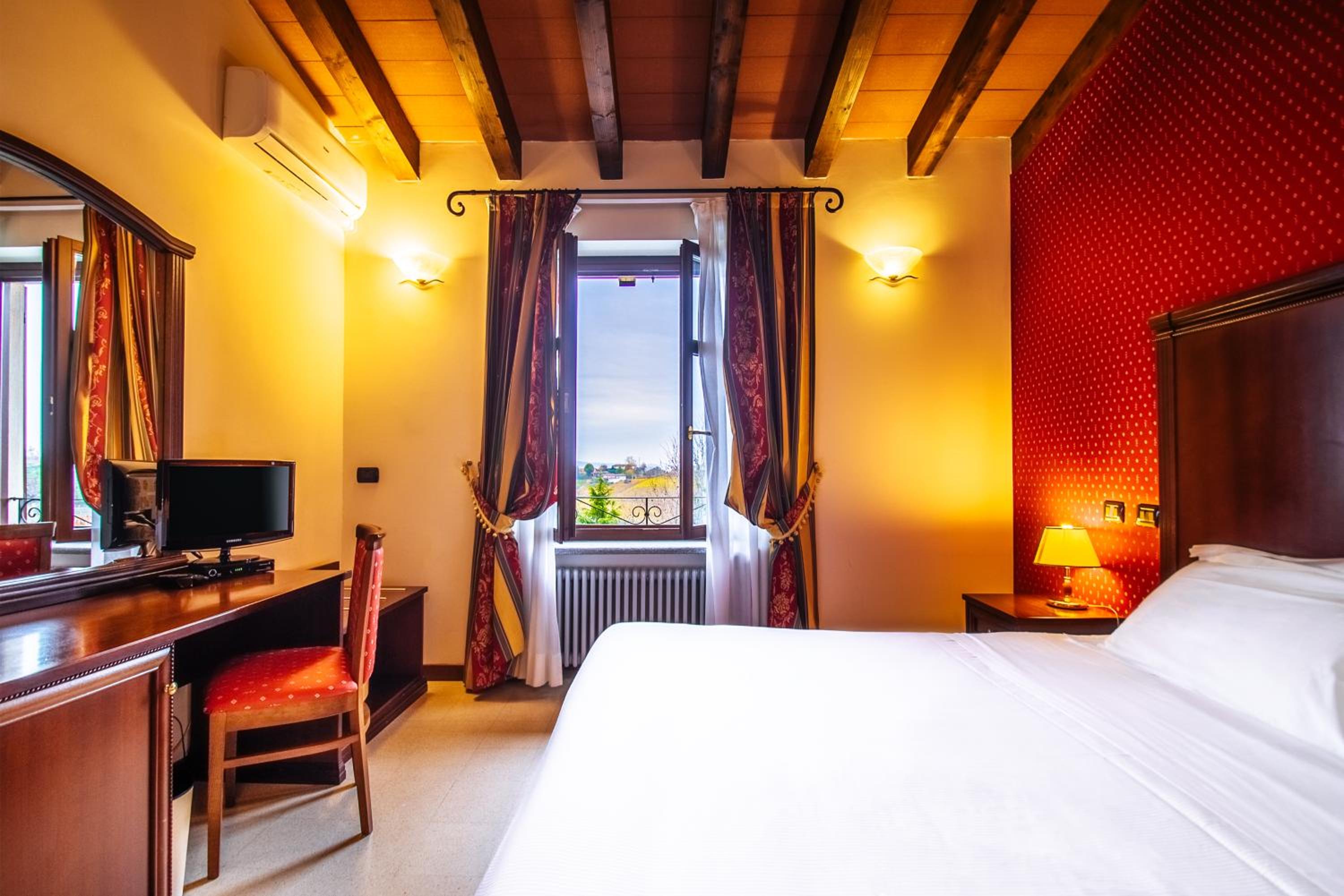 Executive Double or Twin Room - Photo 4