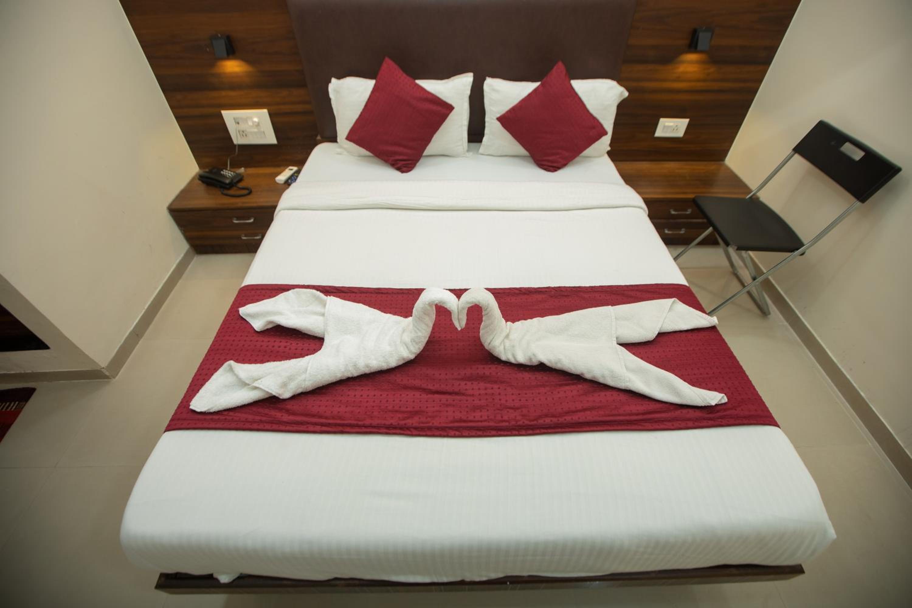 Executive Room - Photo 8