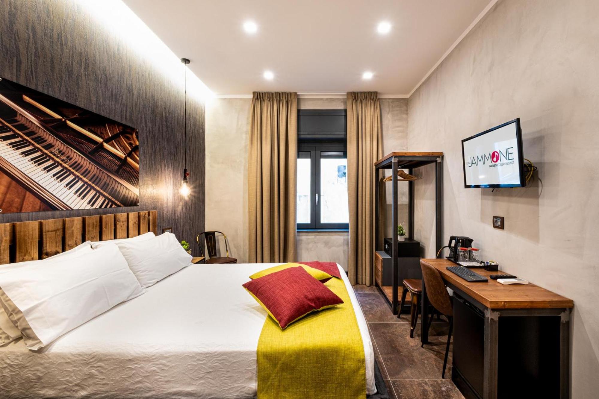 Deluxe Queen Room