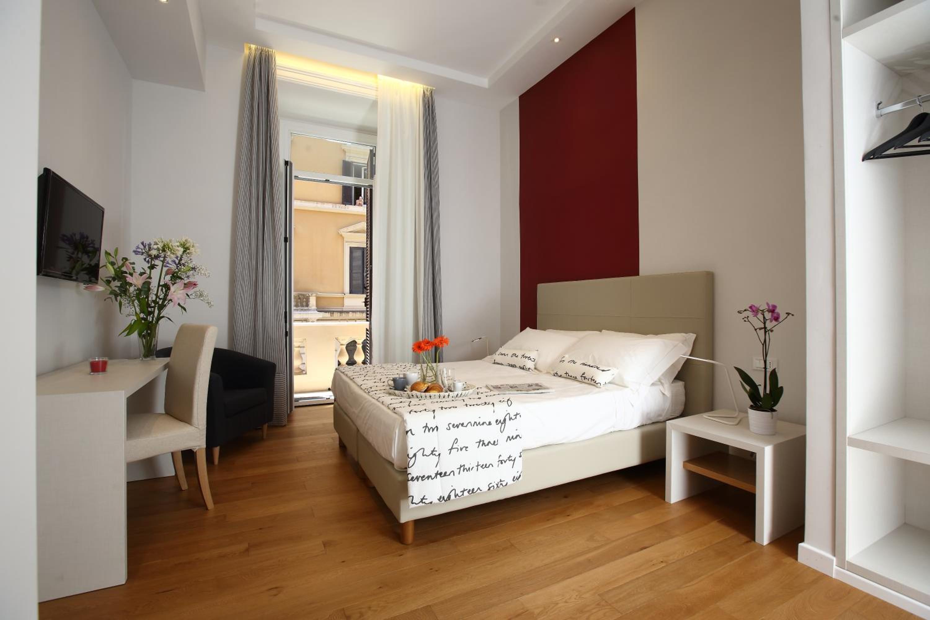 Double or Twin Room with Balcony photo 1