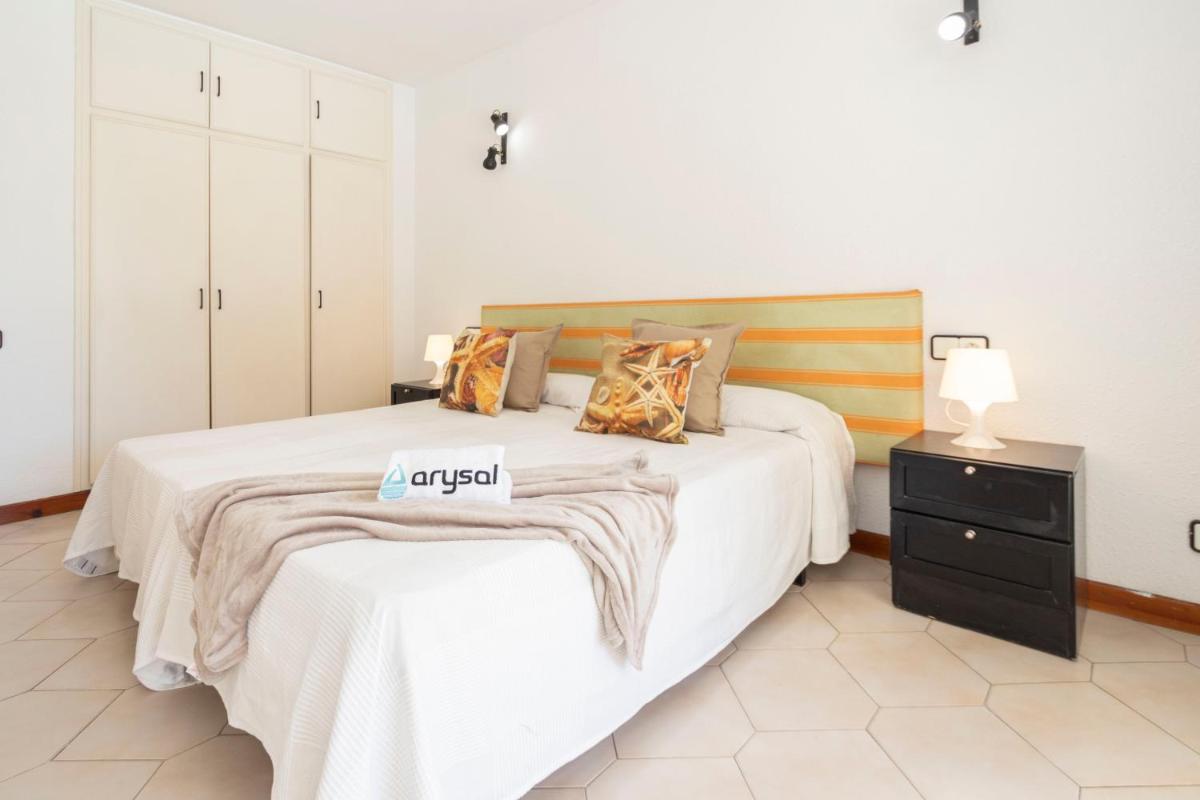 One-Bedroom Apartment (4 Adults)