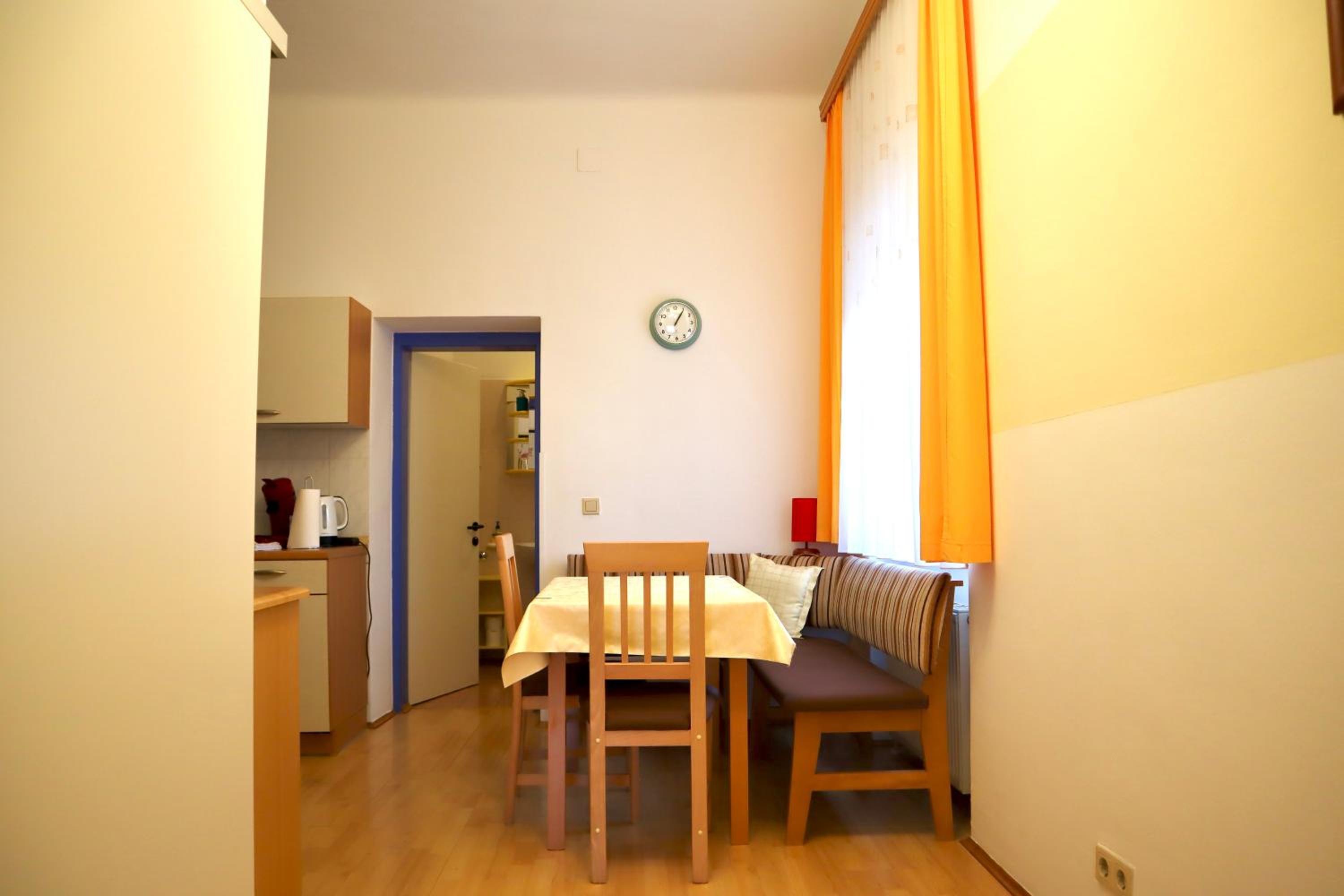 Twin Room with Terrace photo 2