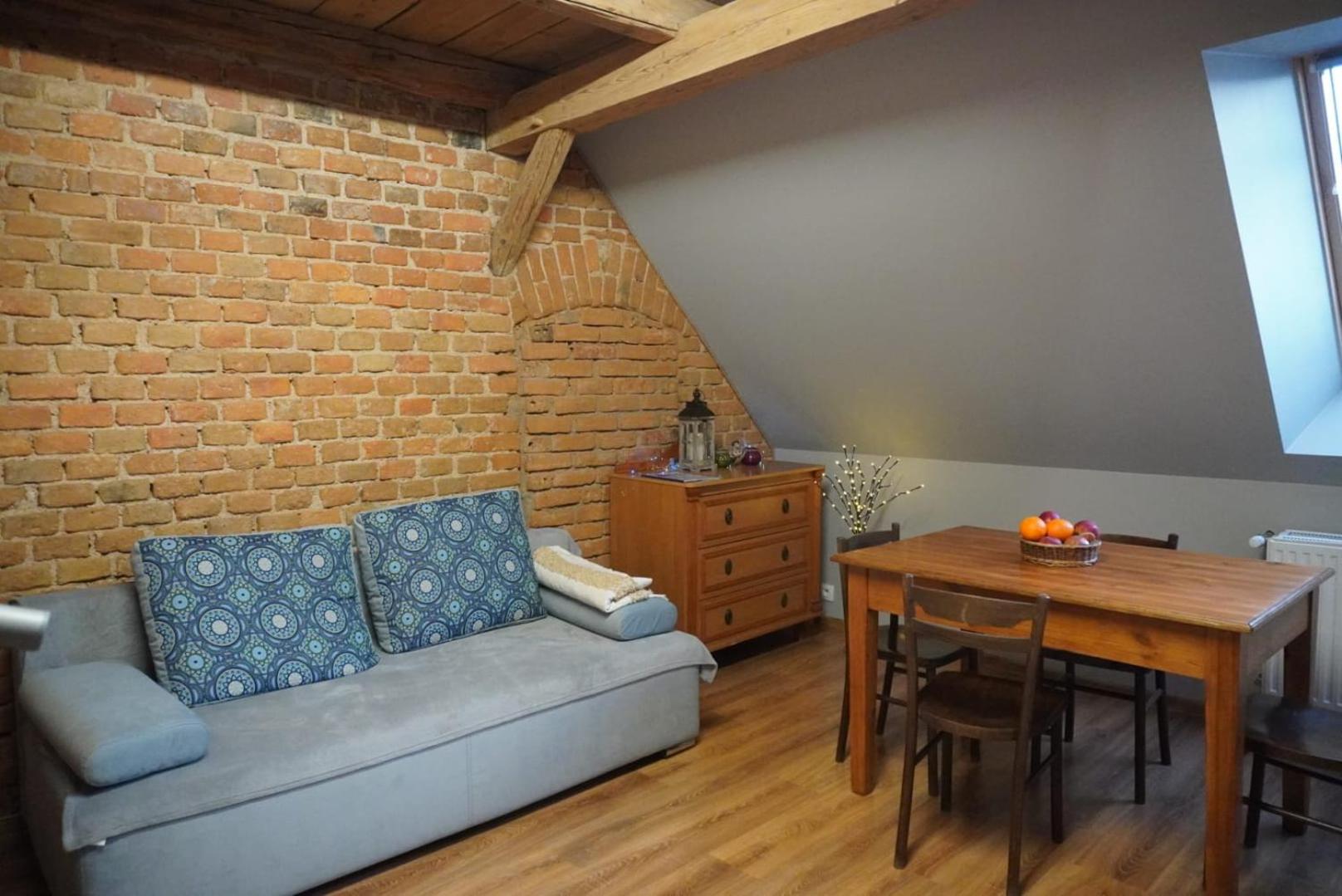 Duplex Suite - Photo 1