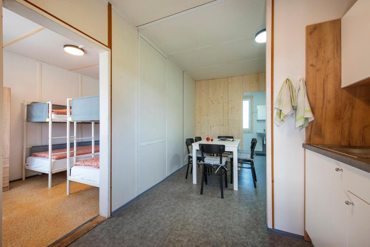 One-Bedroom Cottage - Photo 5