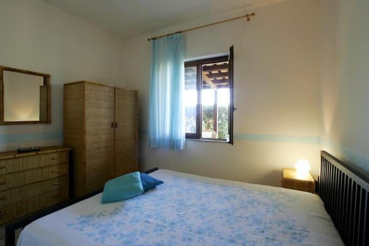 Two-Bedroom House photo 2