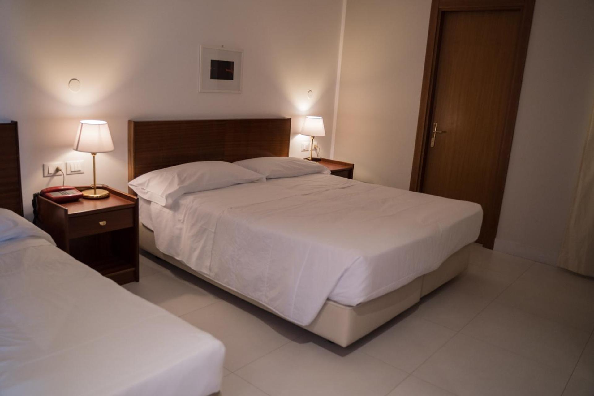 Triple Room - Photo 1