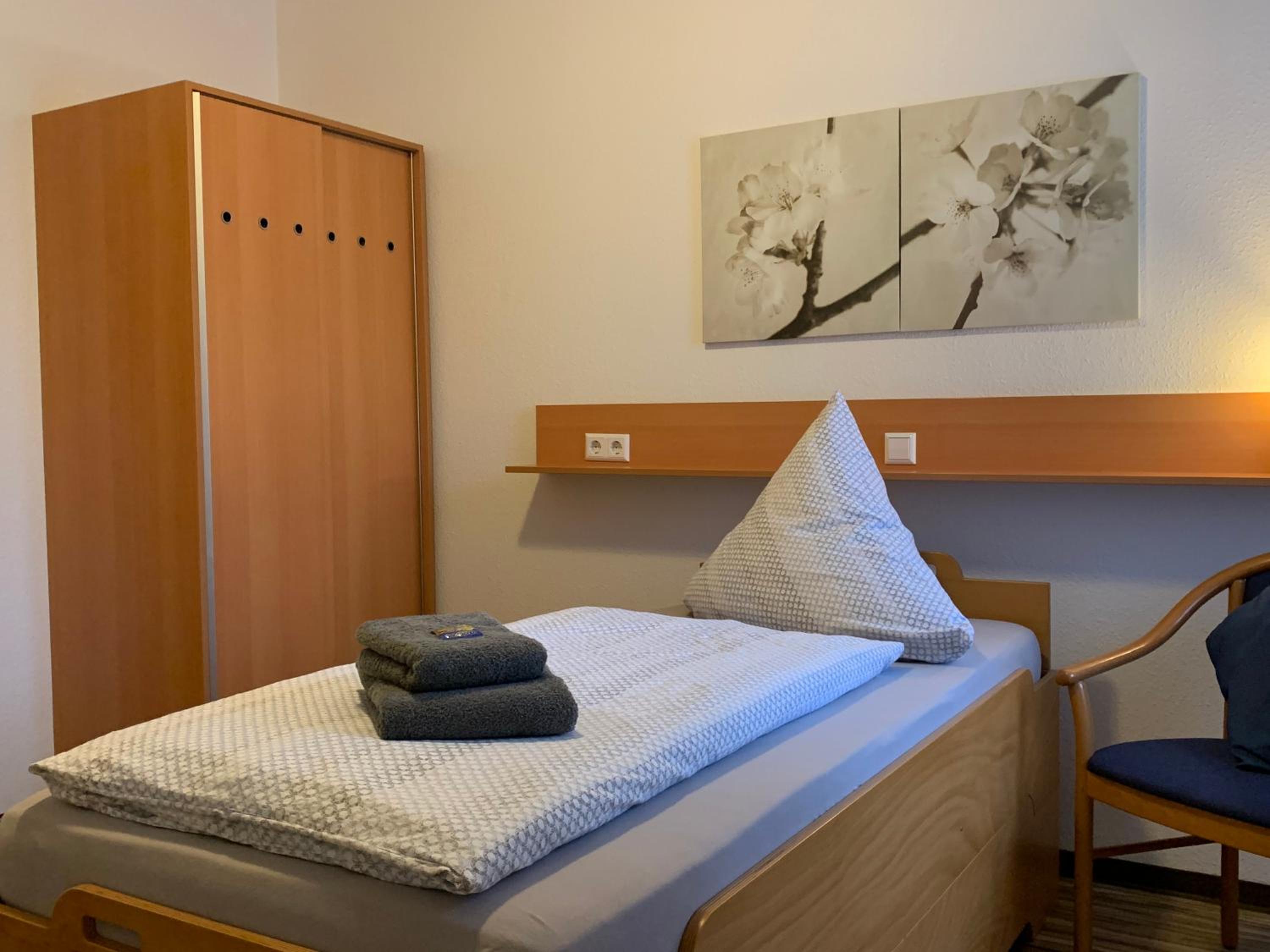 Single Room photo 2
