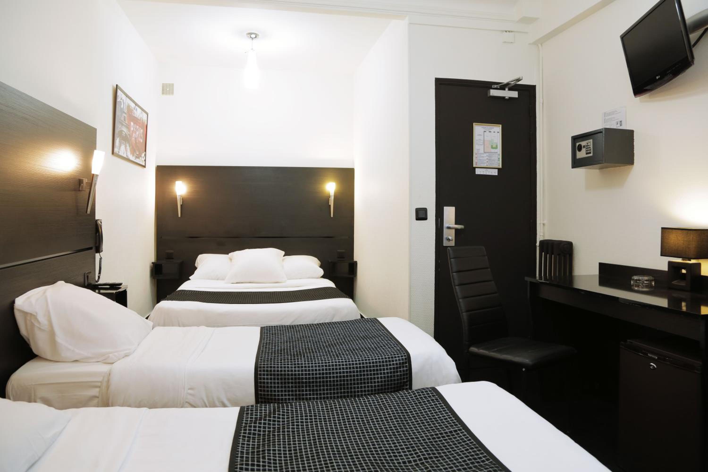 Quadruple Room photo 2