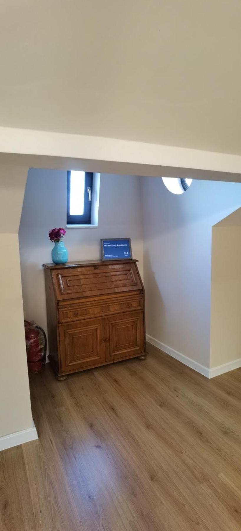 Two-Bedroom Apartment - Photo 7